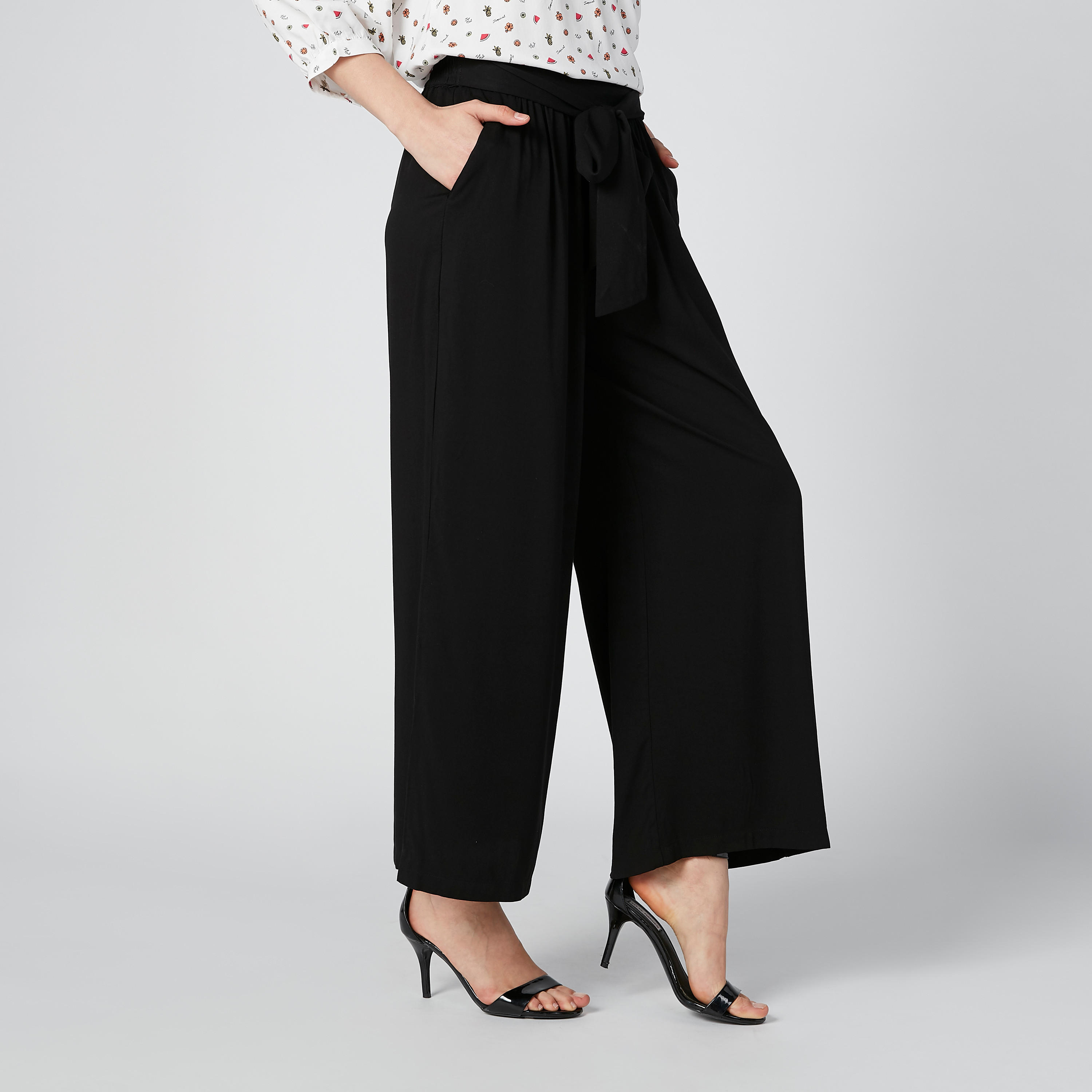 بنطال بالازو سادة بقصّة واسعة وجيوب ورباط-women-clothing-bottoms-trousers-image-4