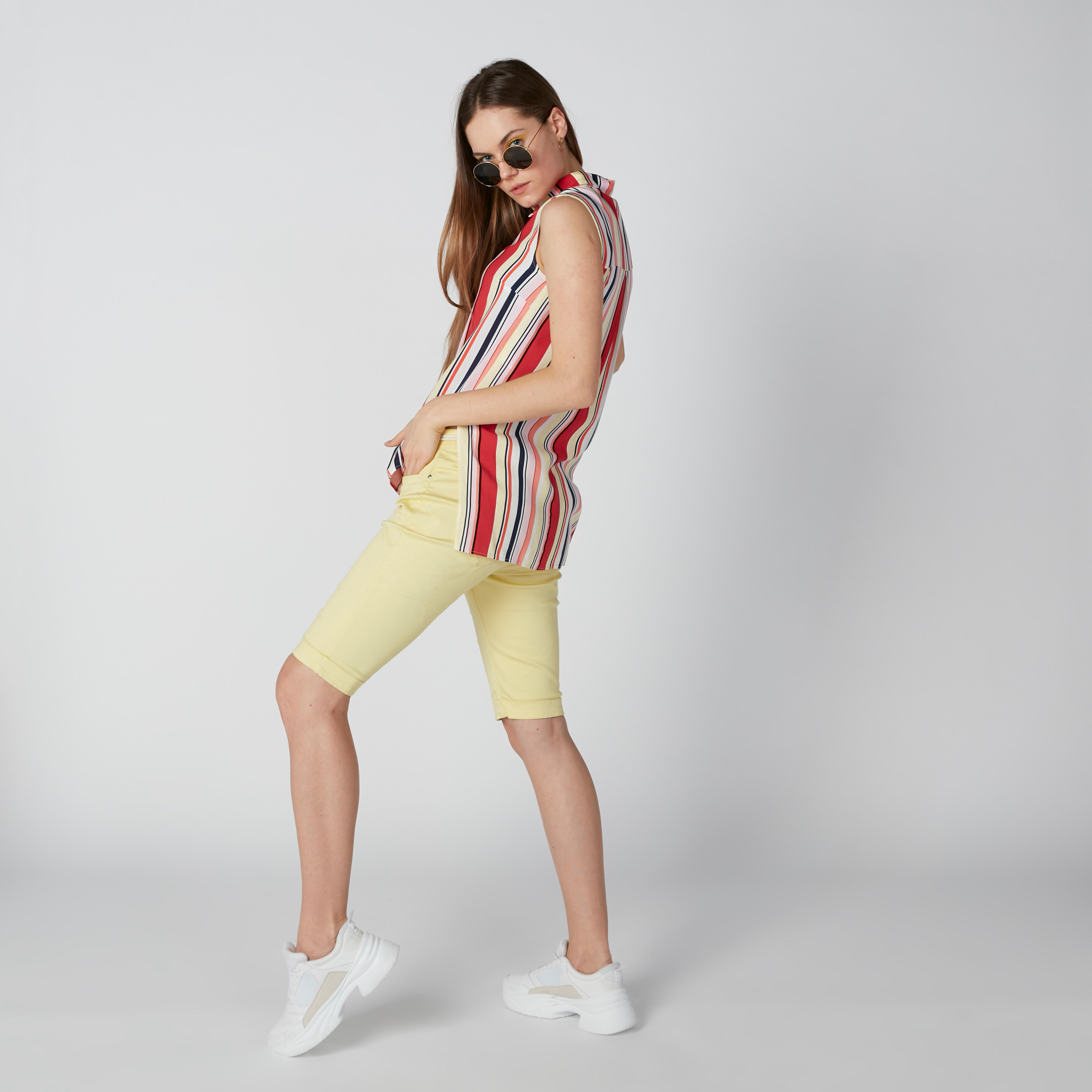 تيشيرت مستدام مقلّم دون أكمام بحوّاف غير مستوية -women-clothing-shirtsandblouses-shirts-image-4