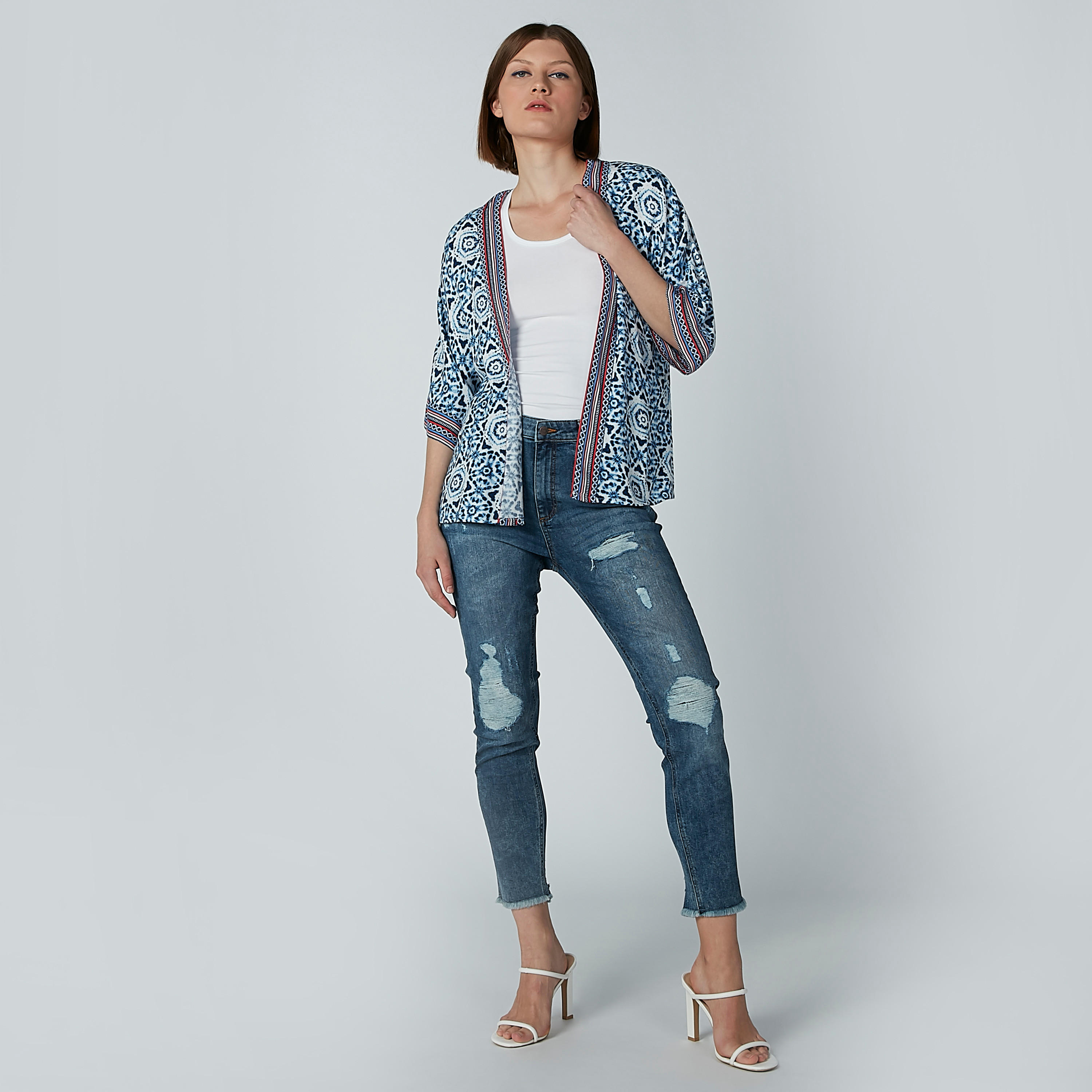 فيست سادة بظهر ريسر وياقة عميقة-women-clothing-tshirts-image-4