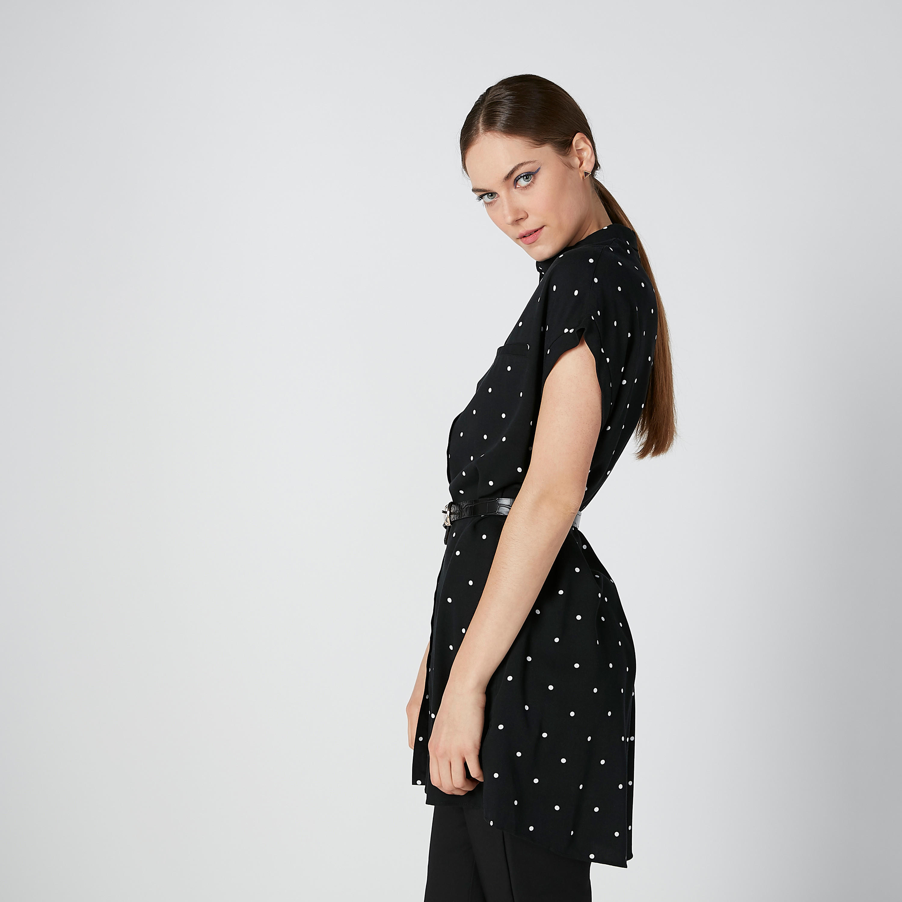 تونيك طويل بأكمام متصلة وطبعات منقطة-women-clothing-shirtsandblouses-blouses-image-3