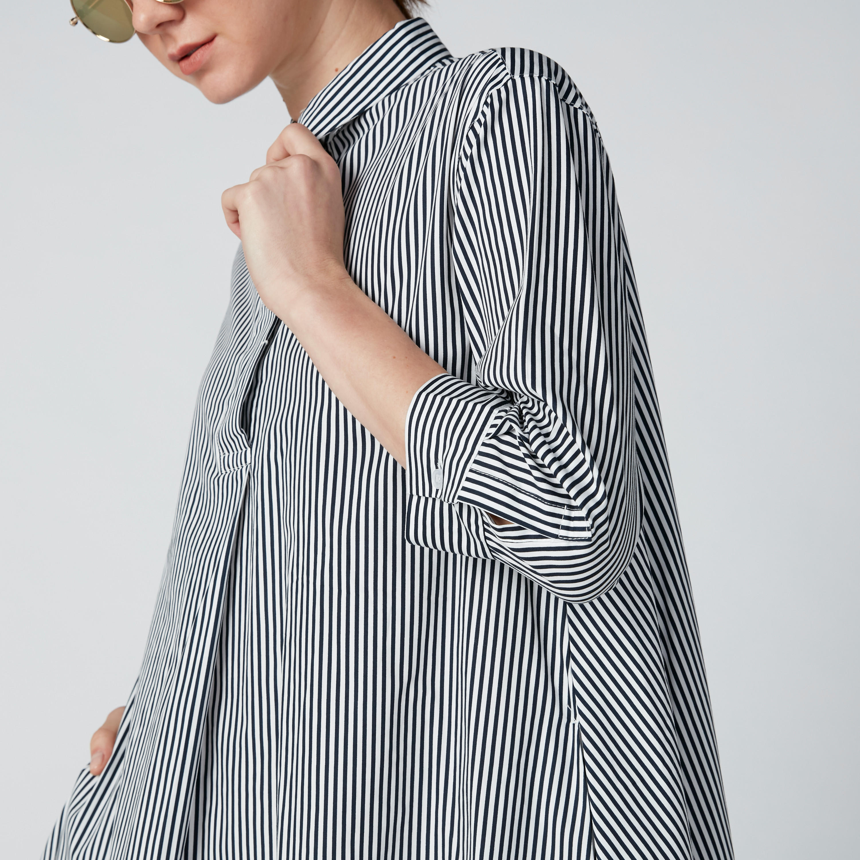 فستان مقلّم متوسط الطول بأكمام 3/4 وياقة عادية-women-clothing-dresses-image-4