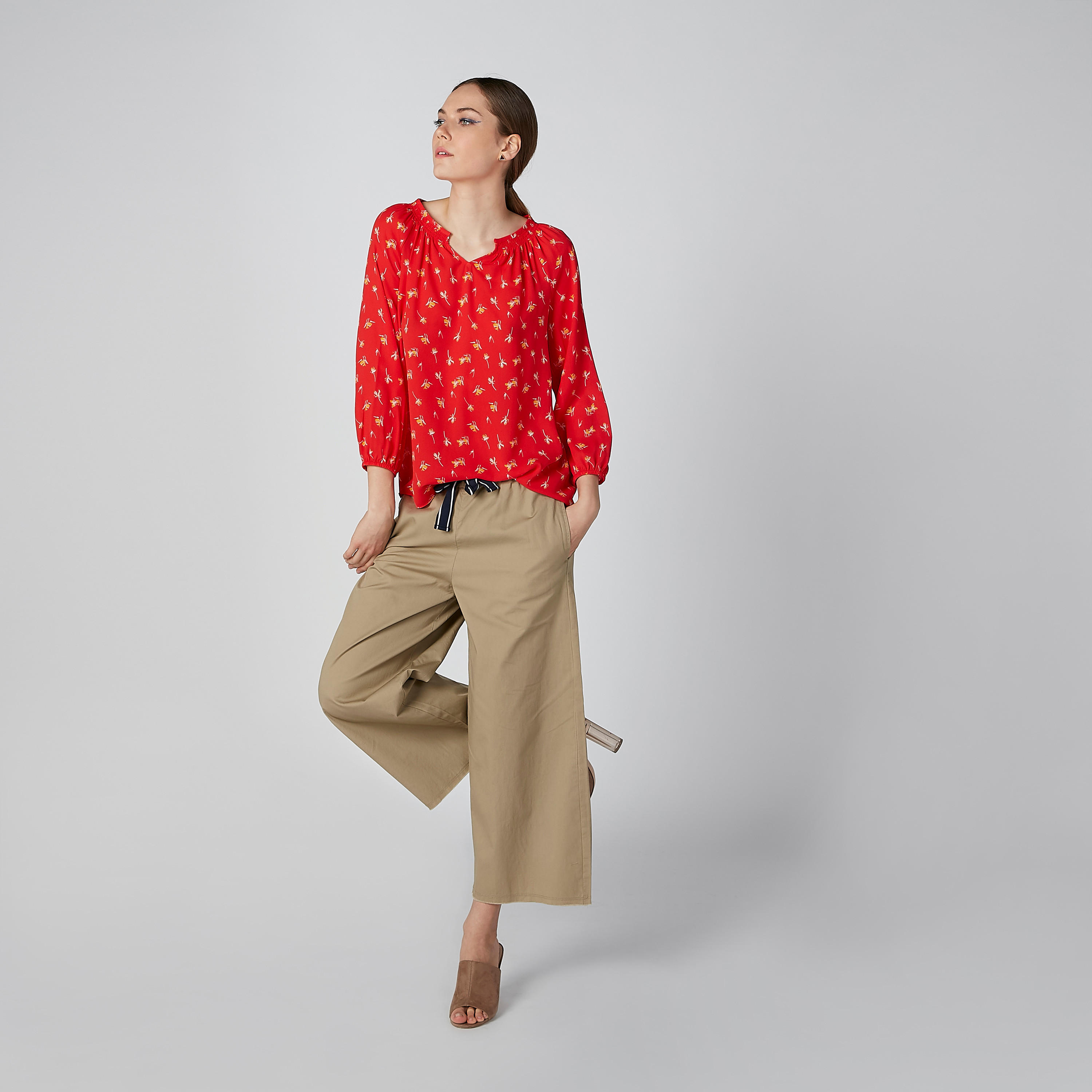 بلوزة بأكمام 3/4 وطبعات زهرية-women-clothing-shirtsandblouses-blouses-image-1