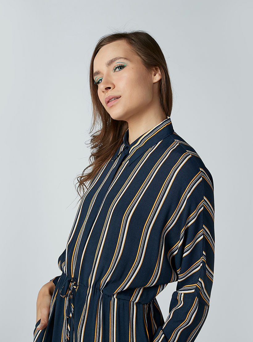 فستان قميص قصير مقلم بأكمام طويلة وأربطة-women-clothing-dresses-image-3
