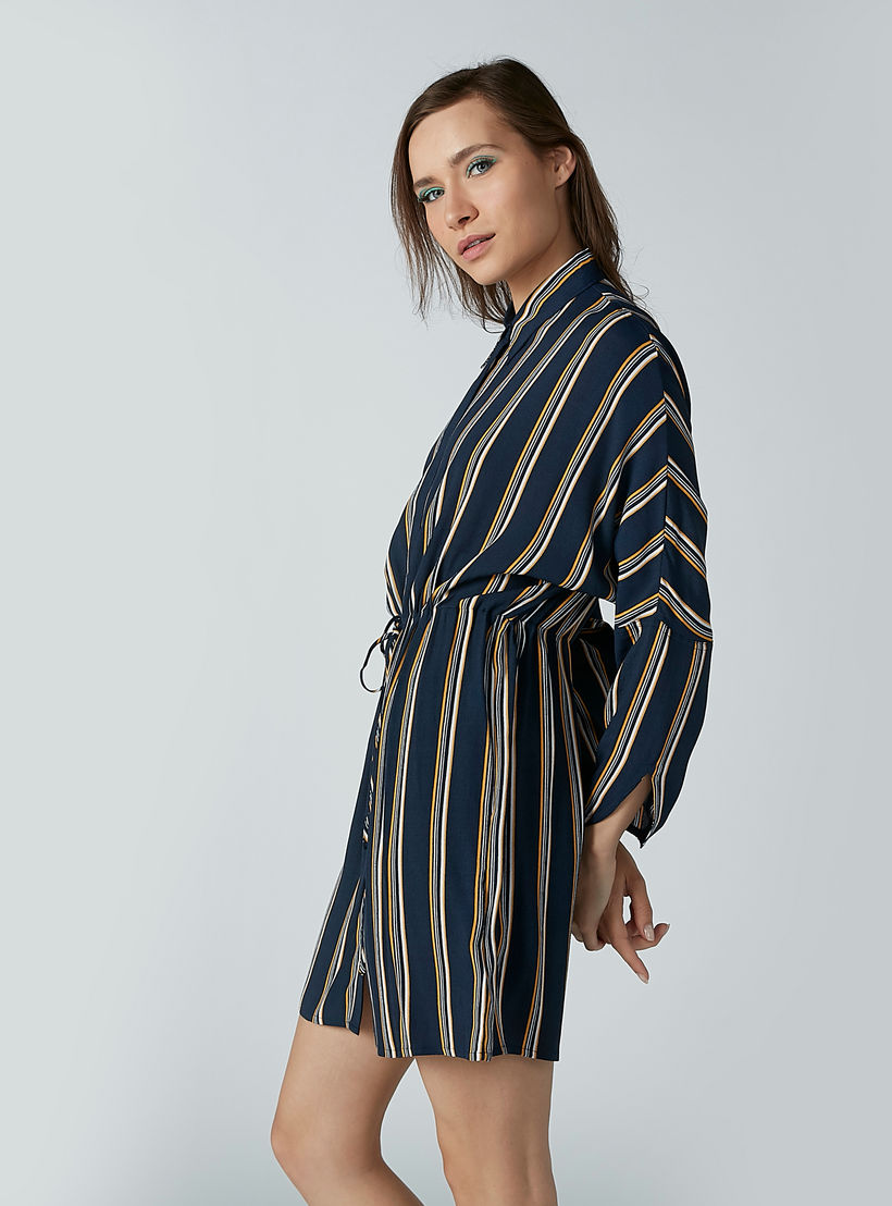 فستان قميص قصير مقلم بأكمام طويلة وأربطة-women-clothing-dresses-image-5