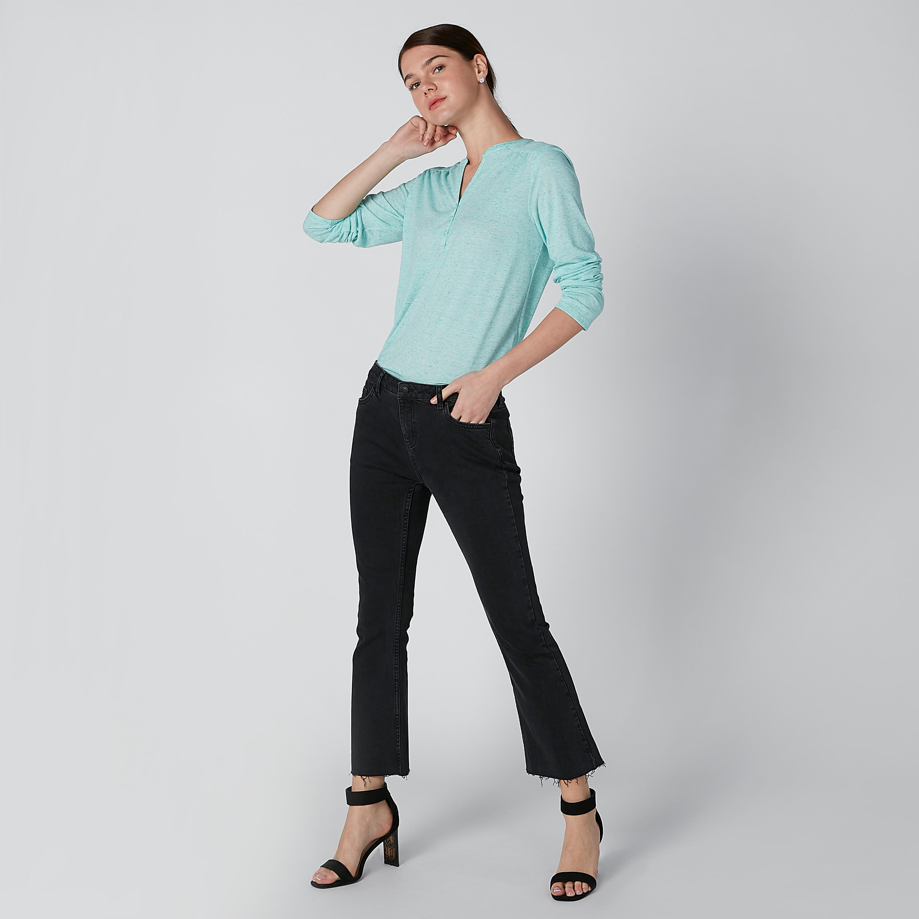بلوزة بياقة هينلي وأكمام طويلة-women-clothing-shirtsandblouses-blouses-image-3