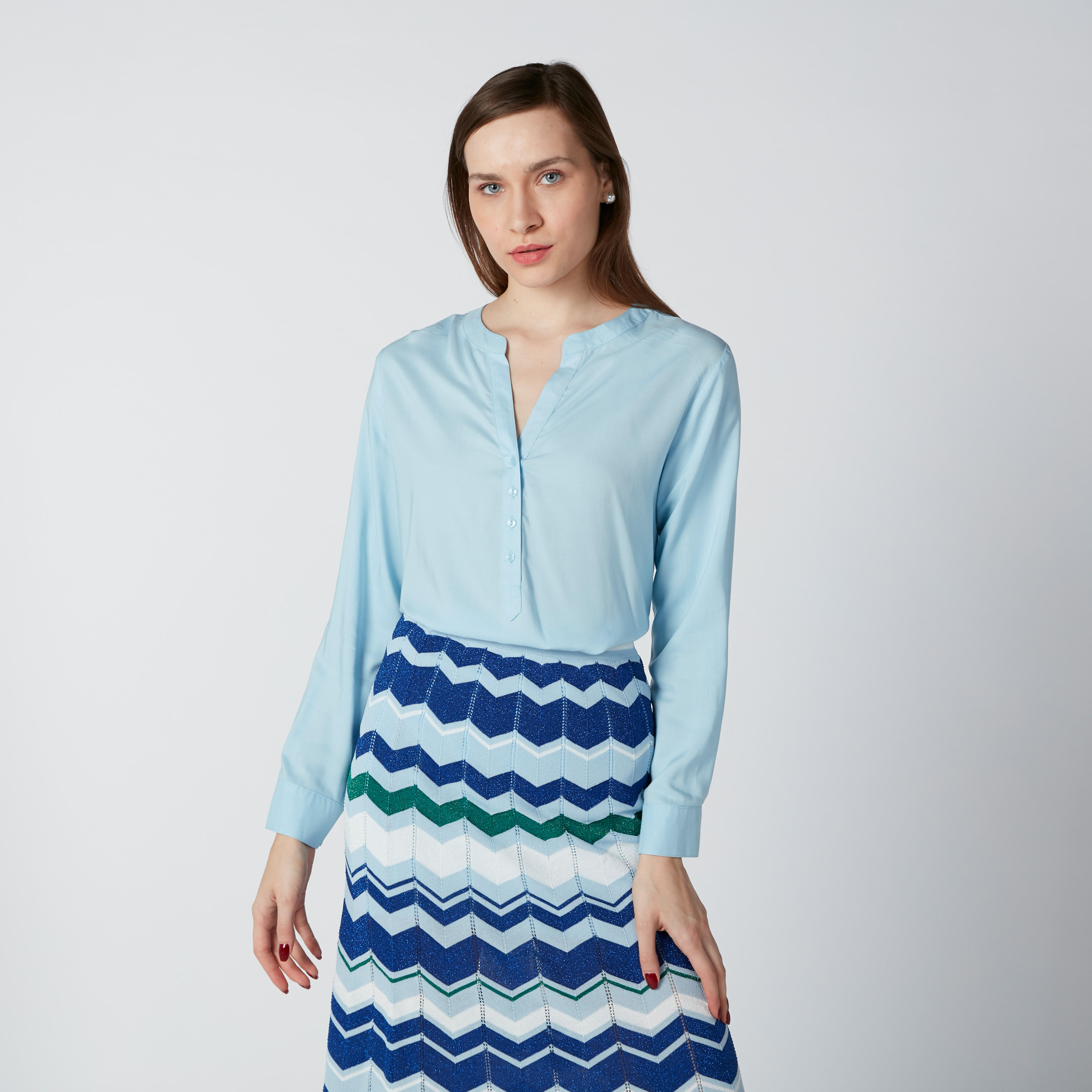 بلوزة بأكمام طويلة وأزرار-women-clothing-shirtsandblouses-blouses-image-2