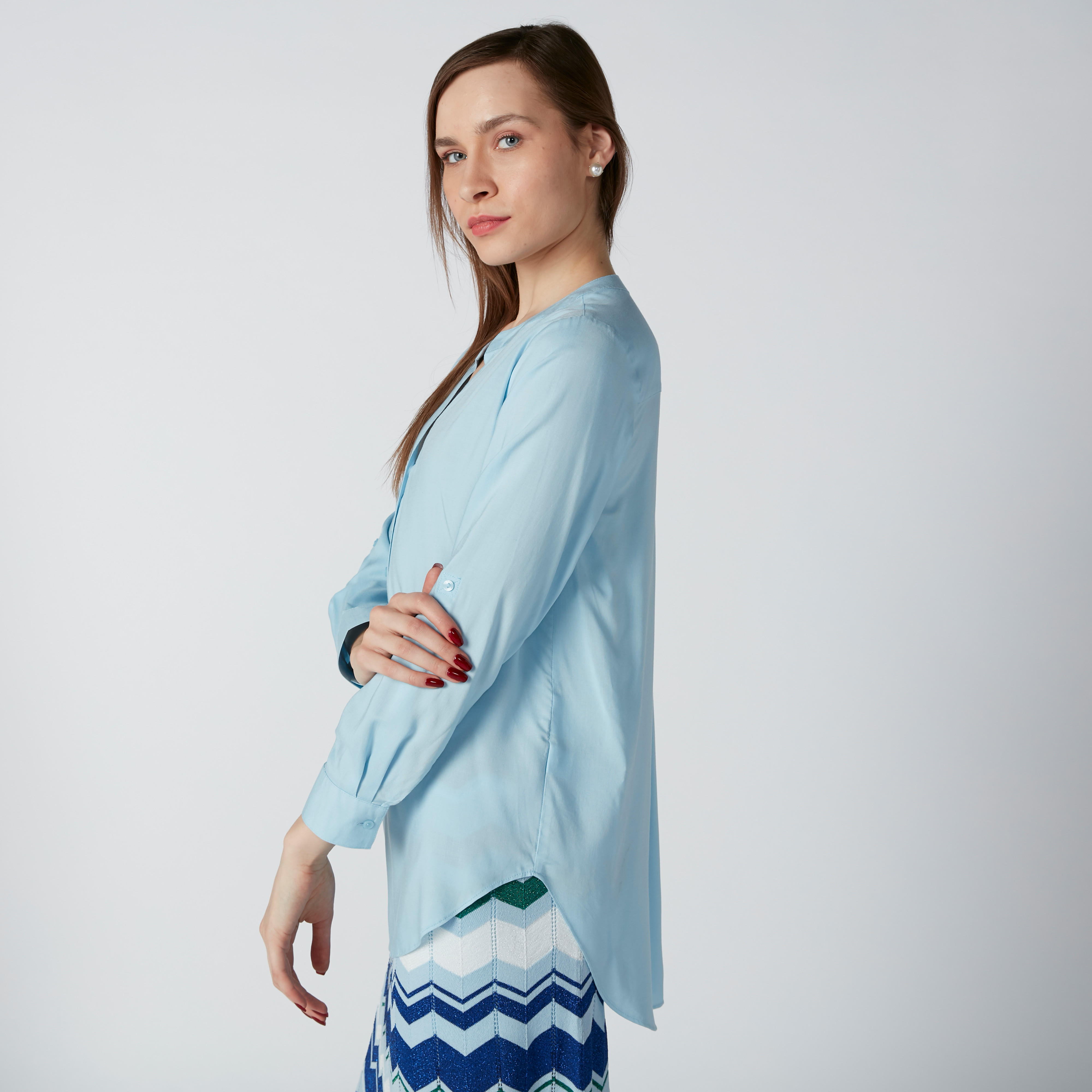 بلوزة بأكمام طويلة وأزرار-women-clothing-shirtsandblouses-blouses-image-4