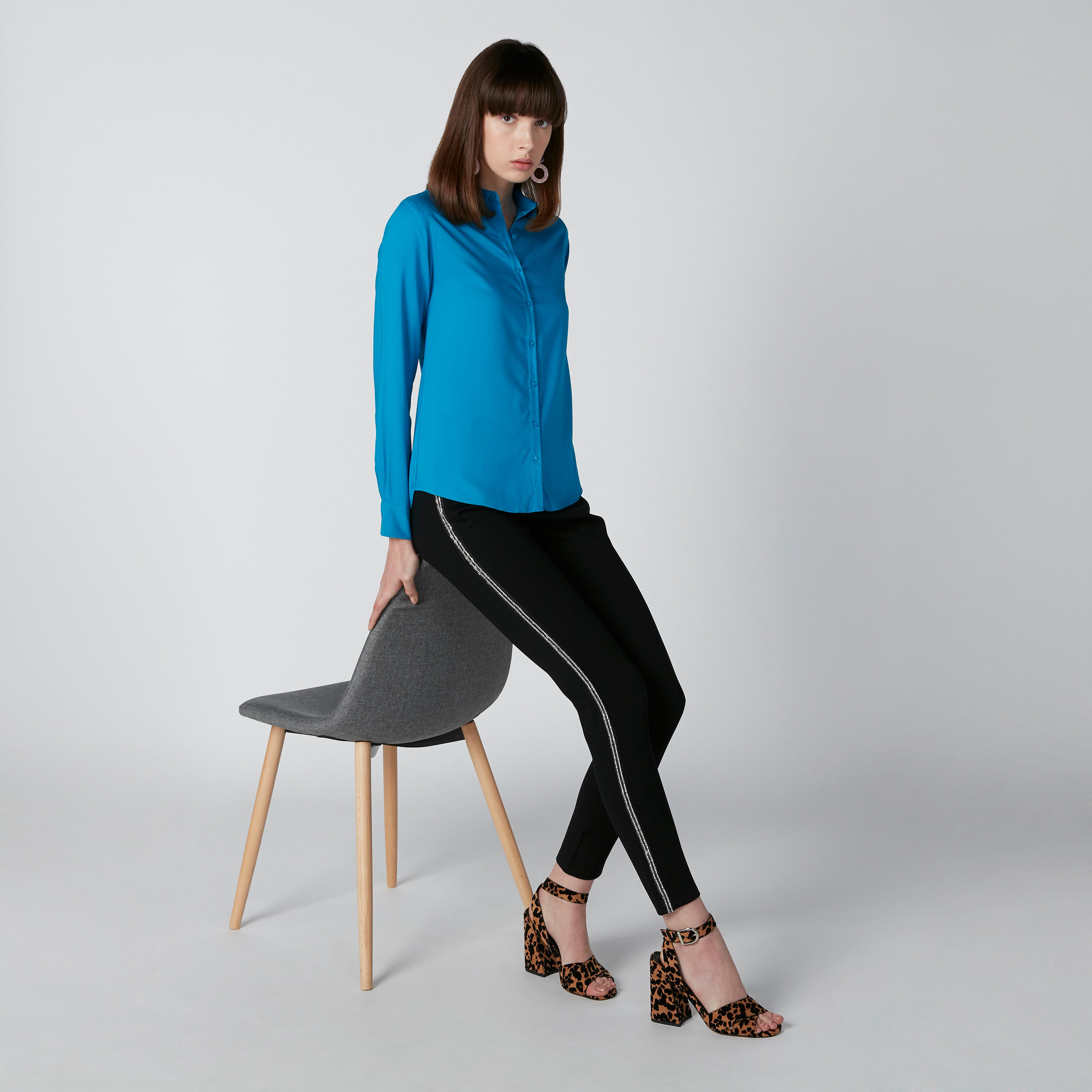 قميص سادة بأكمام طويلة-women-clothing-shirtsandblouses-blouses-image-3
