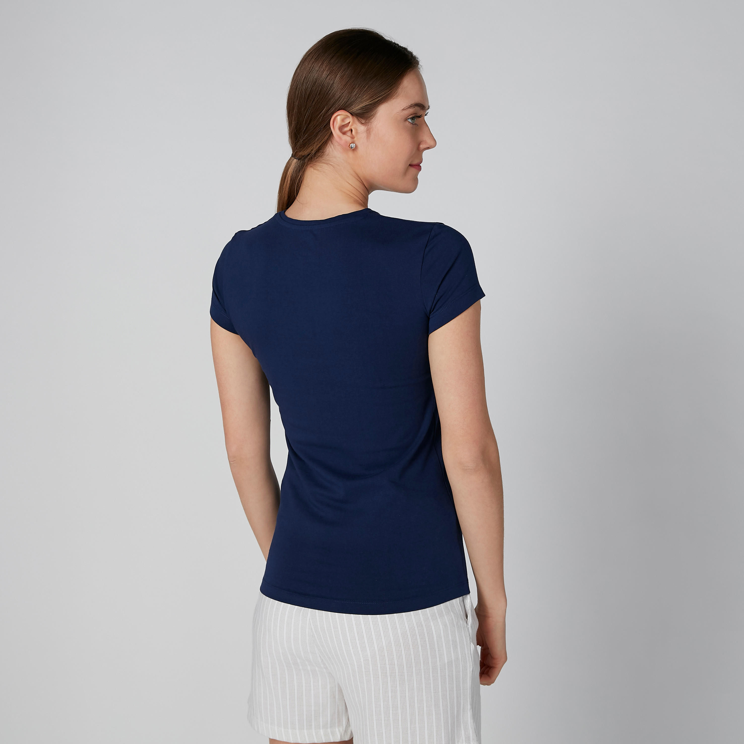تيشيرت سادة بياقة ضيّقة وأكمام قصيرة-women-clothing-tshirts-image-2