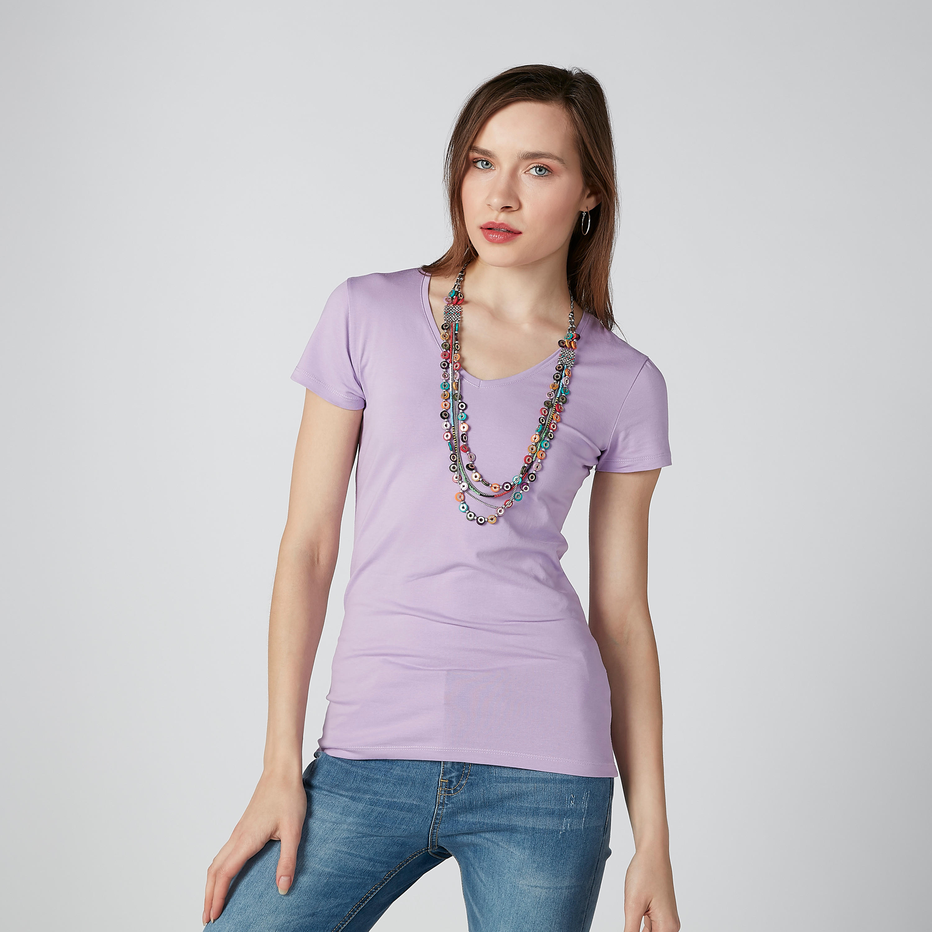 تيشيرت بياقة V وأكمام كاب-women-clothing-tshirts-image-3