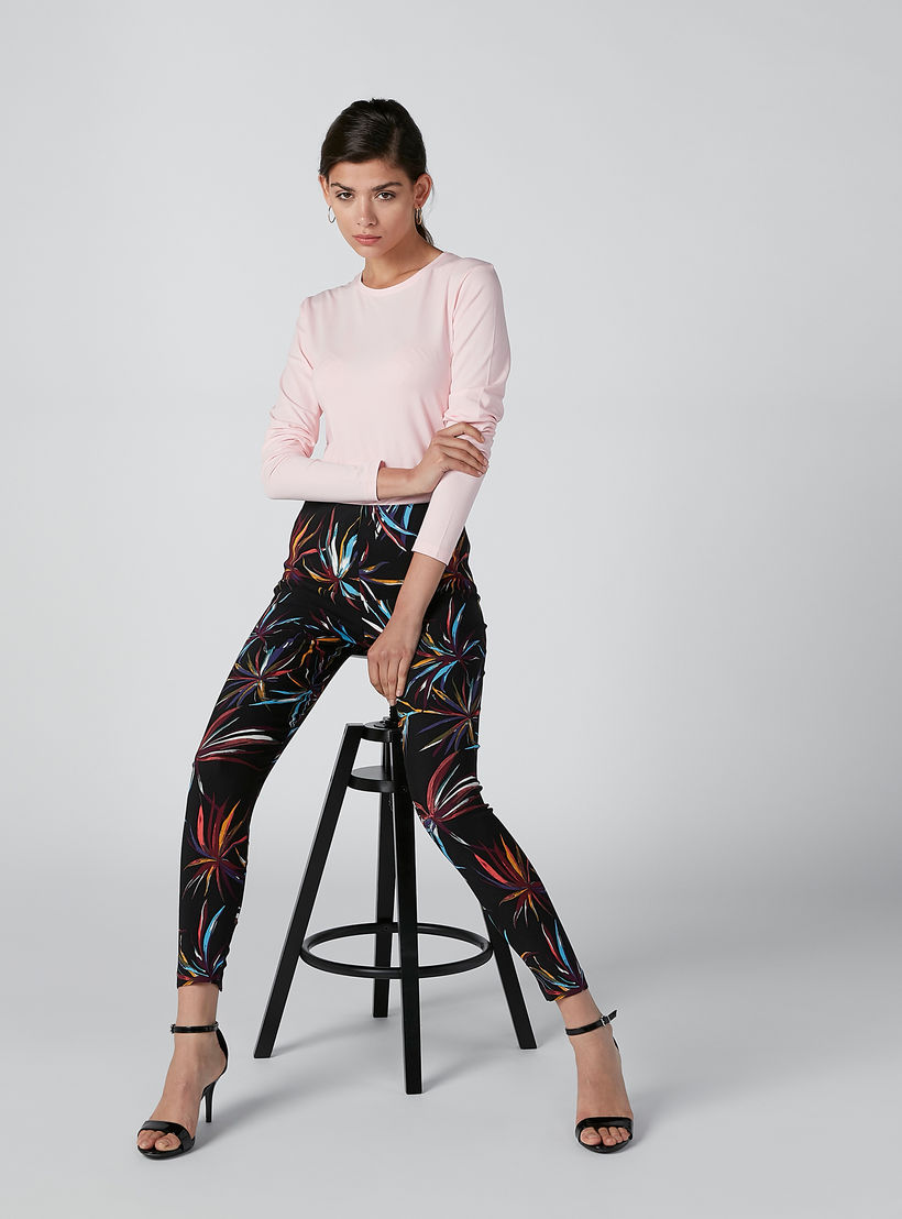 تيشيرت سادة بياقة مستديرة وأكمام طويلة-women-clothing-tshirts-image-1