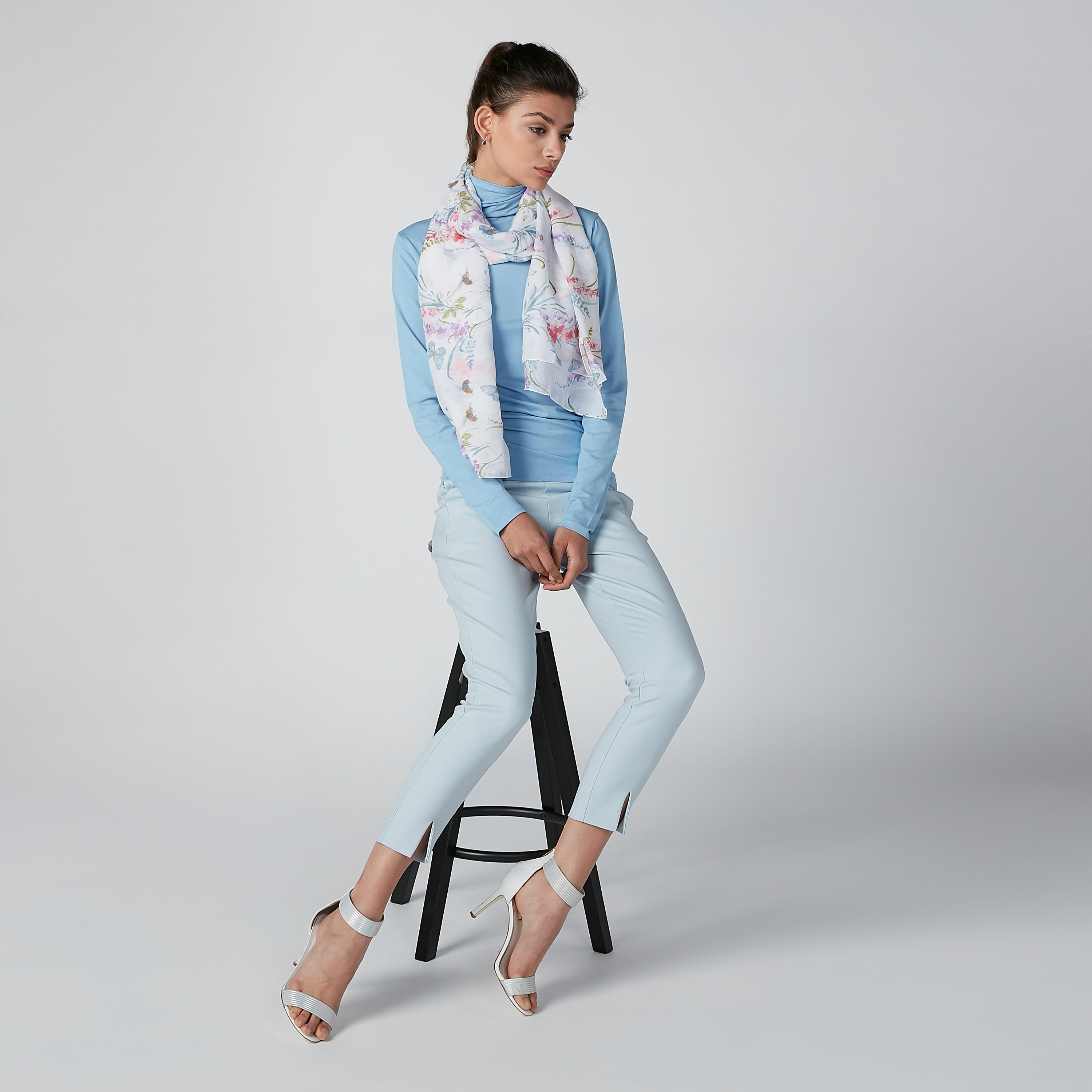 تيشيرت سادة بياقة عالية وأكمام طويلة-women-clothing-tshirts-image-3