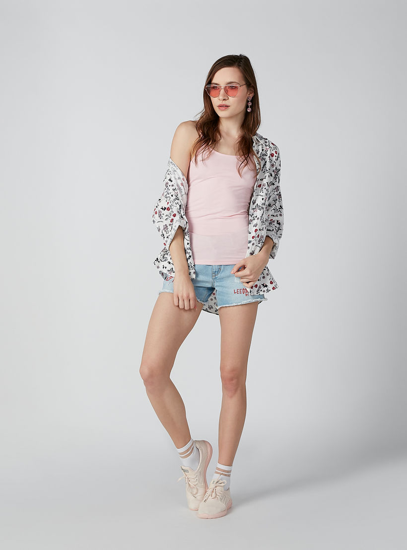 بلوزة سادة بياقة عميقة وحمّالات رفيعة-women-clothing-tshirts-image-3