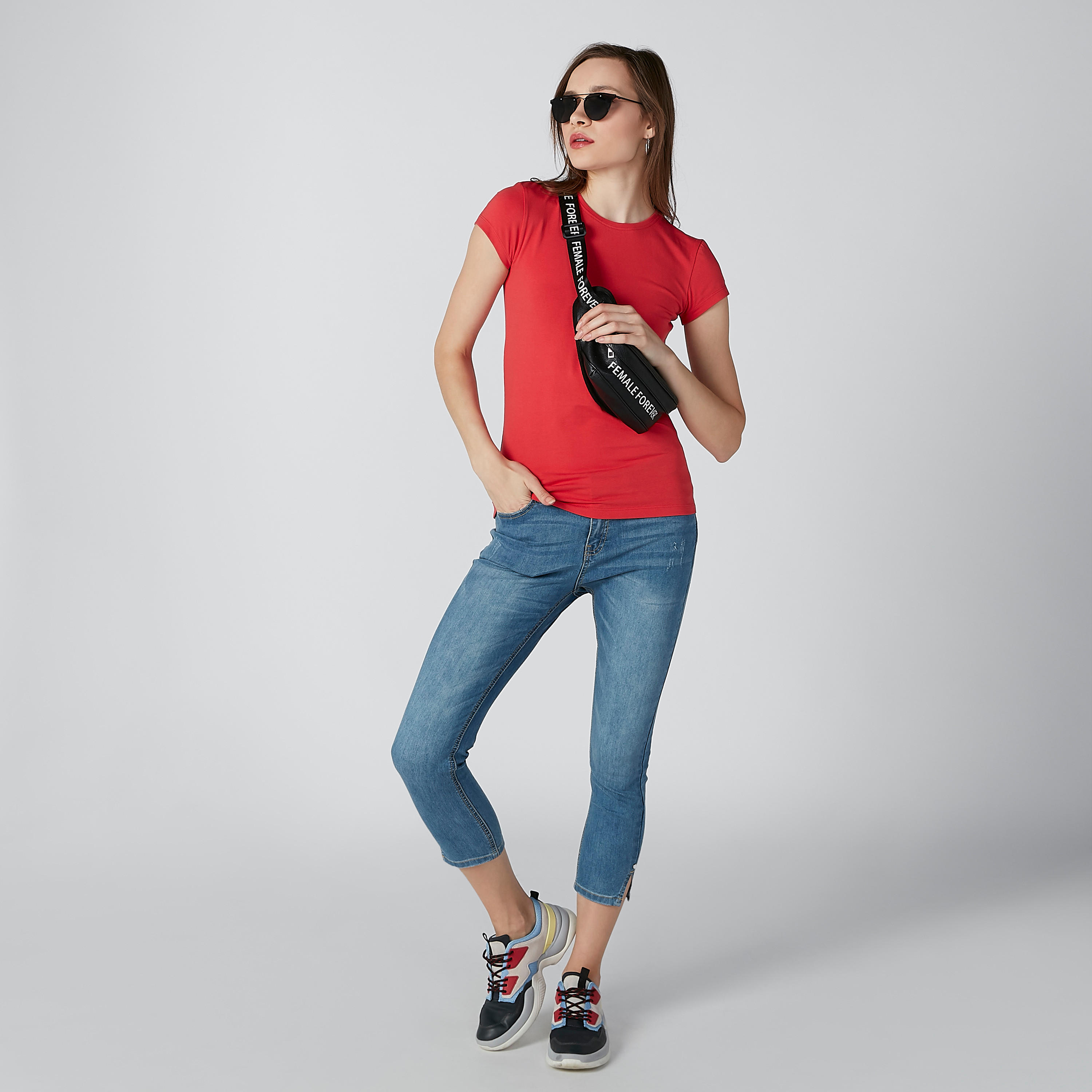 Cap Sleeves Plain T-shirt with Round Neck-women-clothing-tshirts-image-1