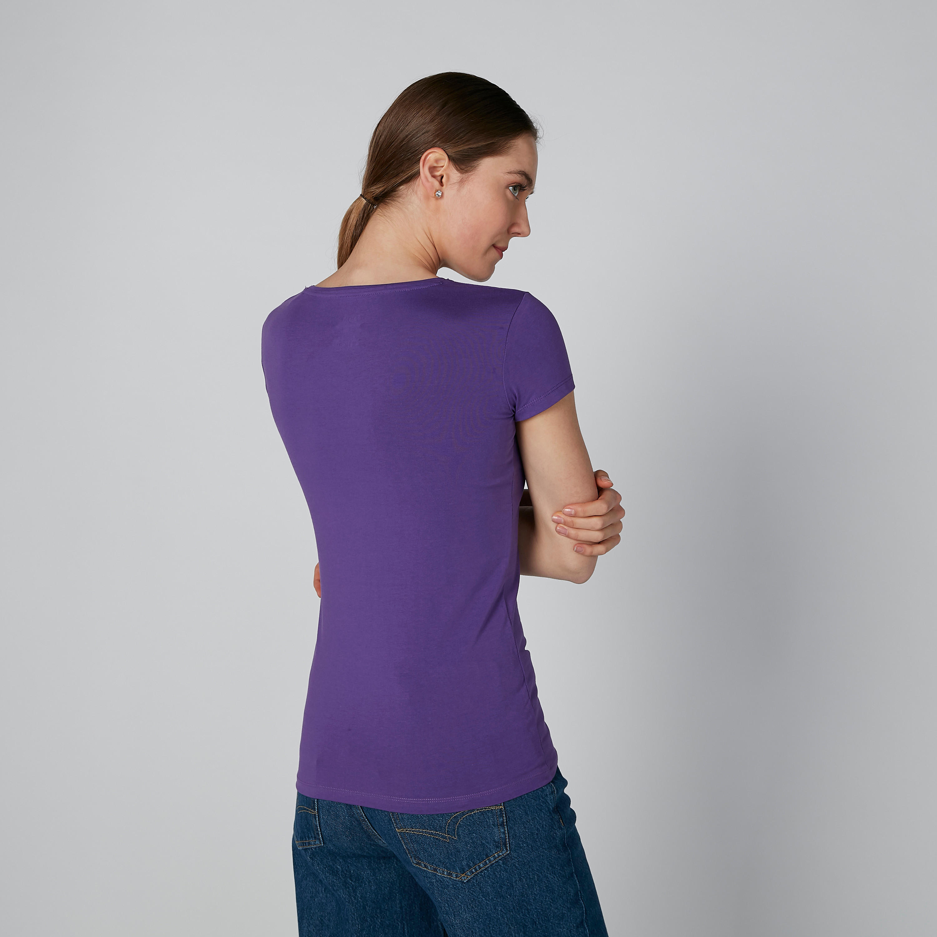 تيشيرت سادة بياقة V وأكمام قصيرة-women-clothing-tshirts-image-2