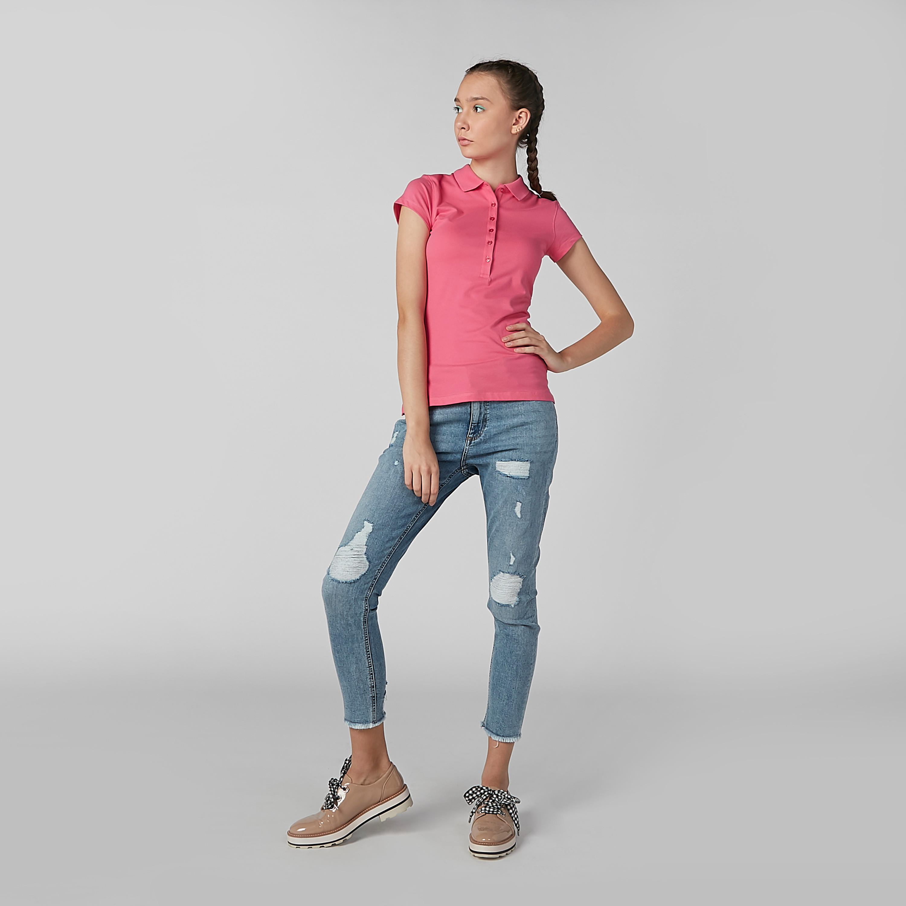 تيشيرت سادة بياقة بولو وأكمام كاب-women-clothing-tshirts-image-3