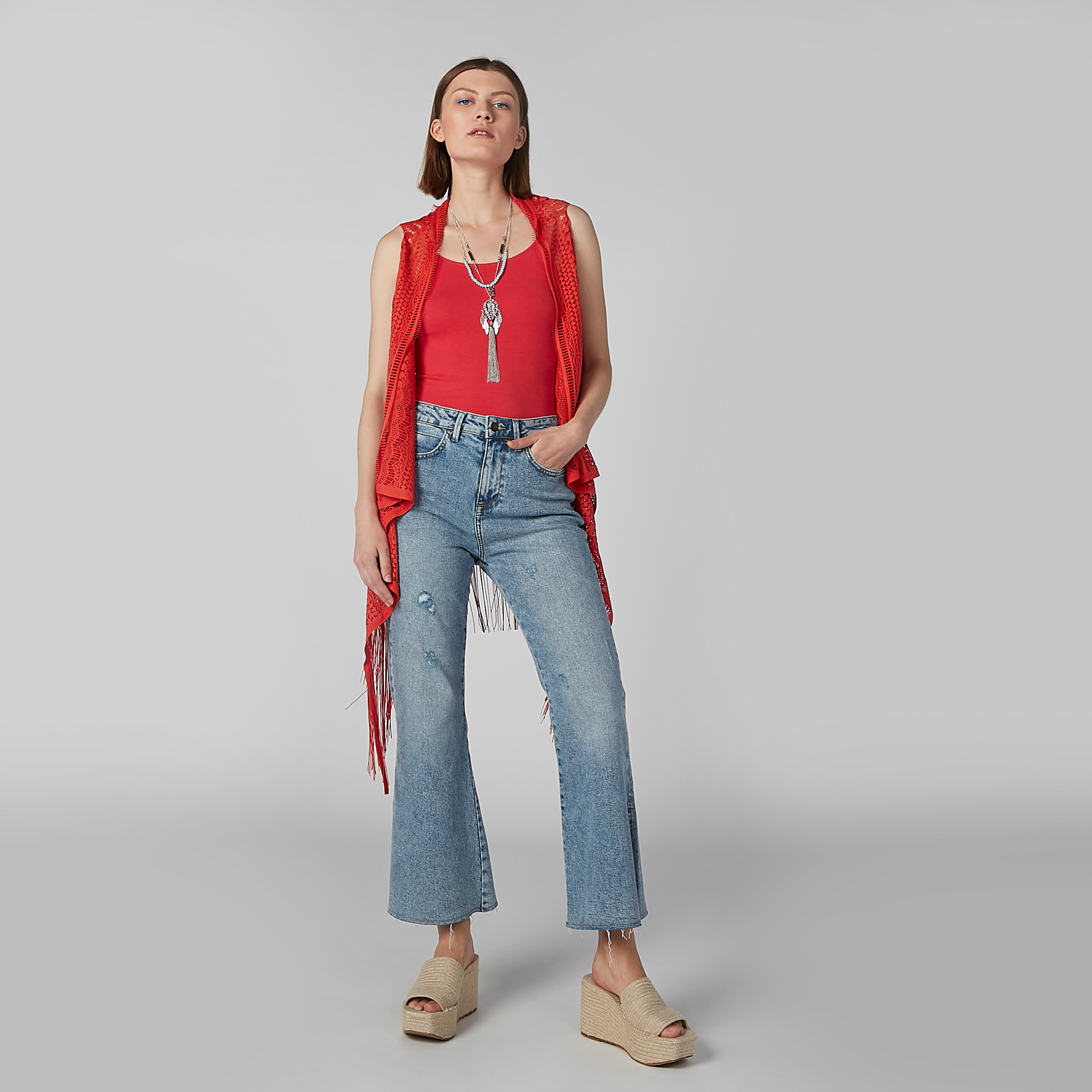 Solid Camisole with Scoop Neck and Spaghetti Straps-women-clothing-tshirts-image-2