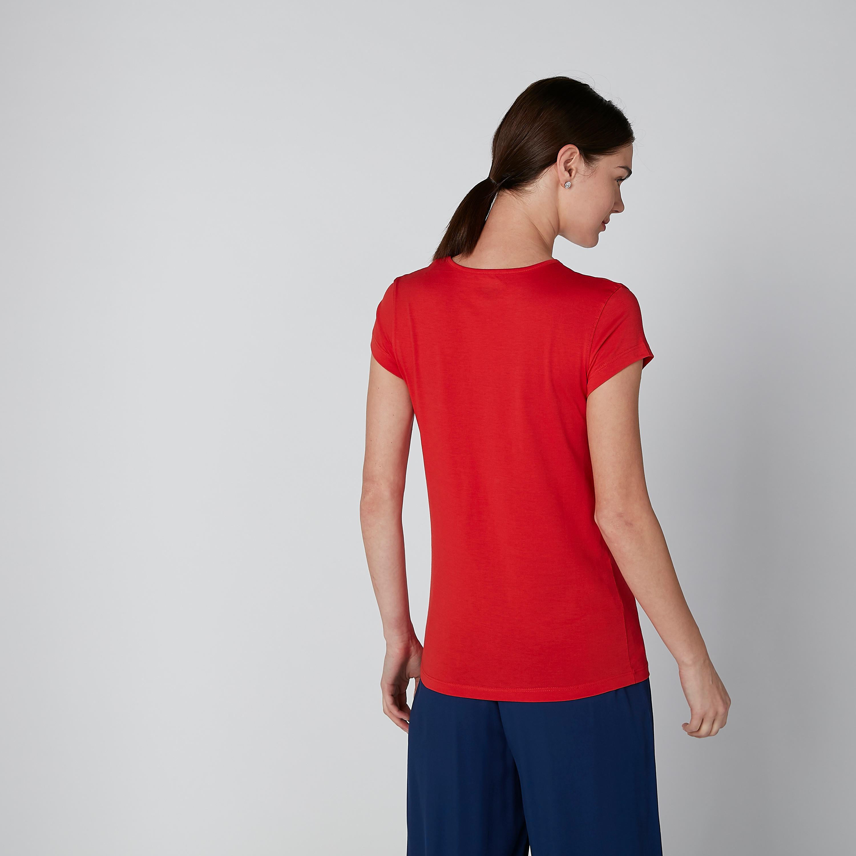 تيشيرت بياقة مستديرة وأكمام كاب وطبعات-women-clothing-tshirts-image-2