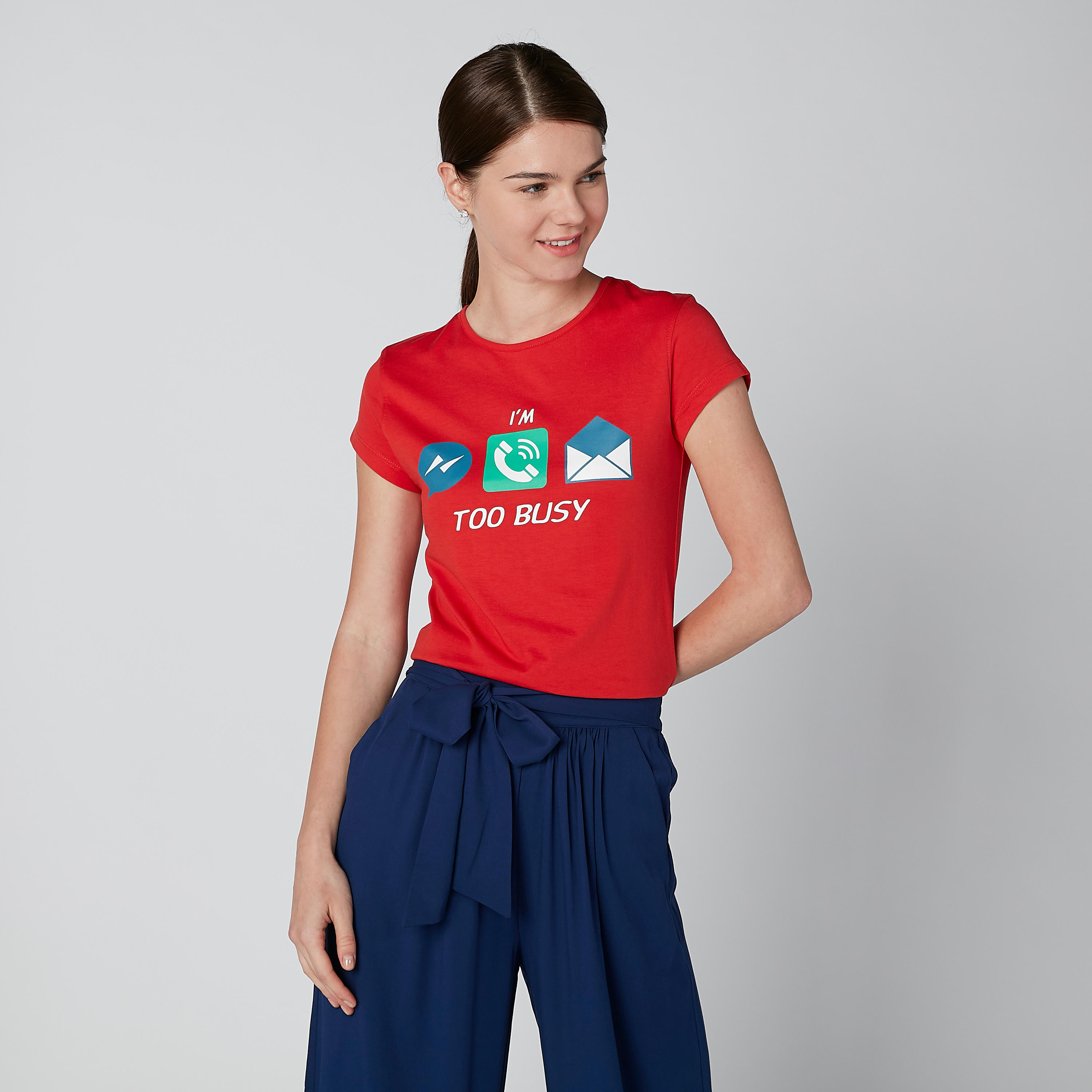 تيشيرت بياقة مستديرة وأكمام كاب وطبعات-women-clothing-tshirts-image-3