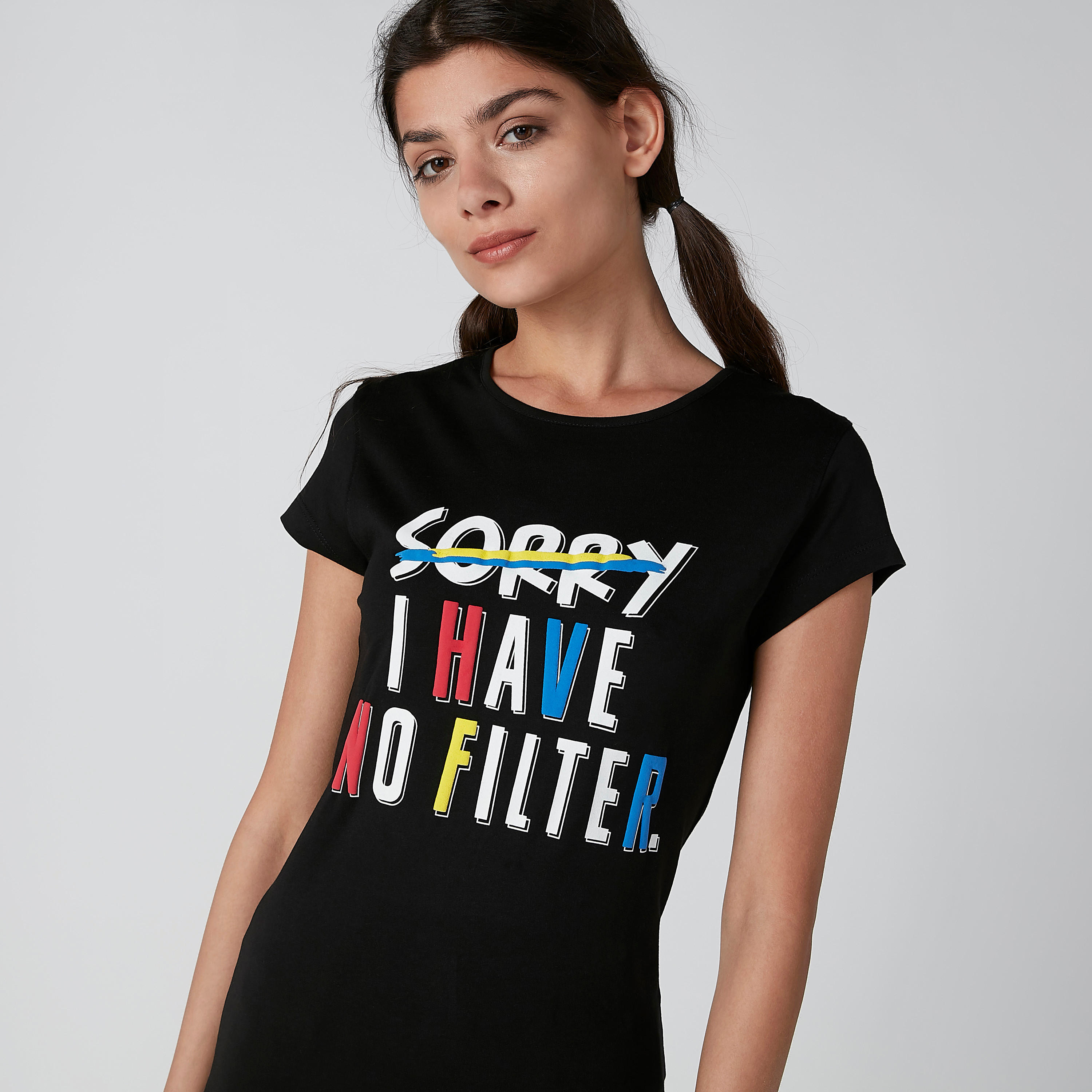 تيشيرت بياقة مستديرة وأكمام كاب وطبعات-women-clothing-tshirts-image-1
