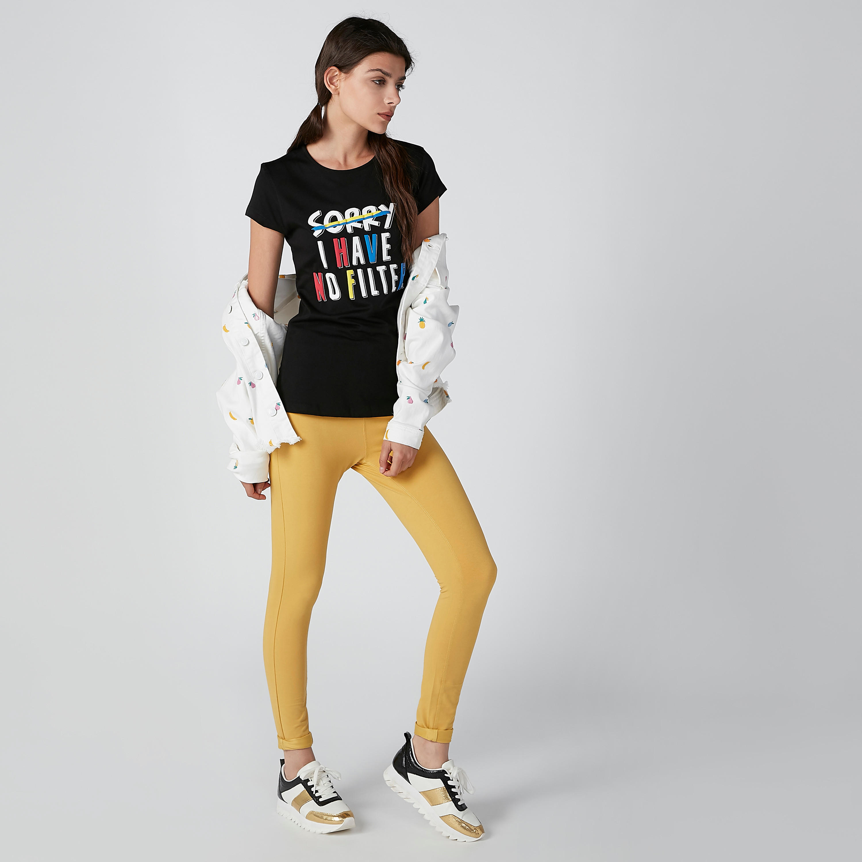 تيشيرت بياقة مستديرة وأكمام كاب وطبعات-women-clothing-tshirts-image-3