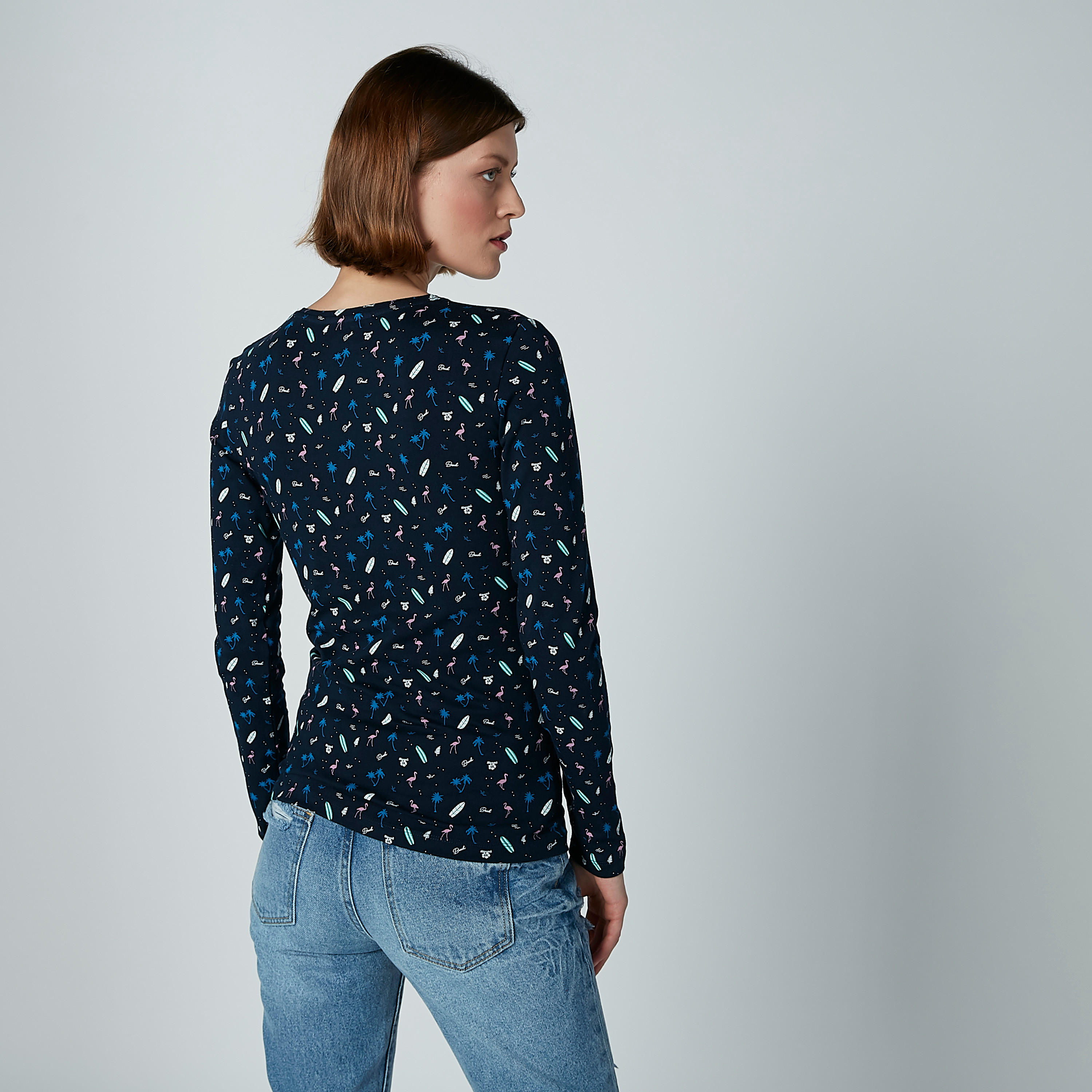 تيشيرت بياقة مستديرة وأكمام طويلة وطبعات-women-clothing-tshirts-image-3