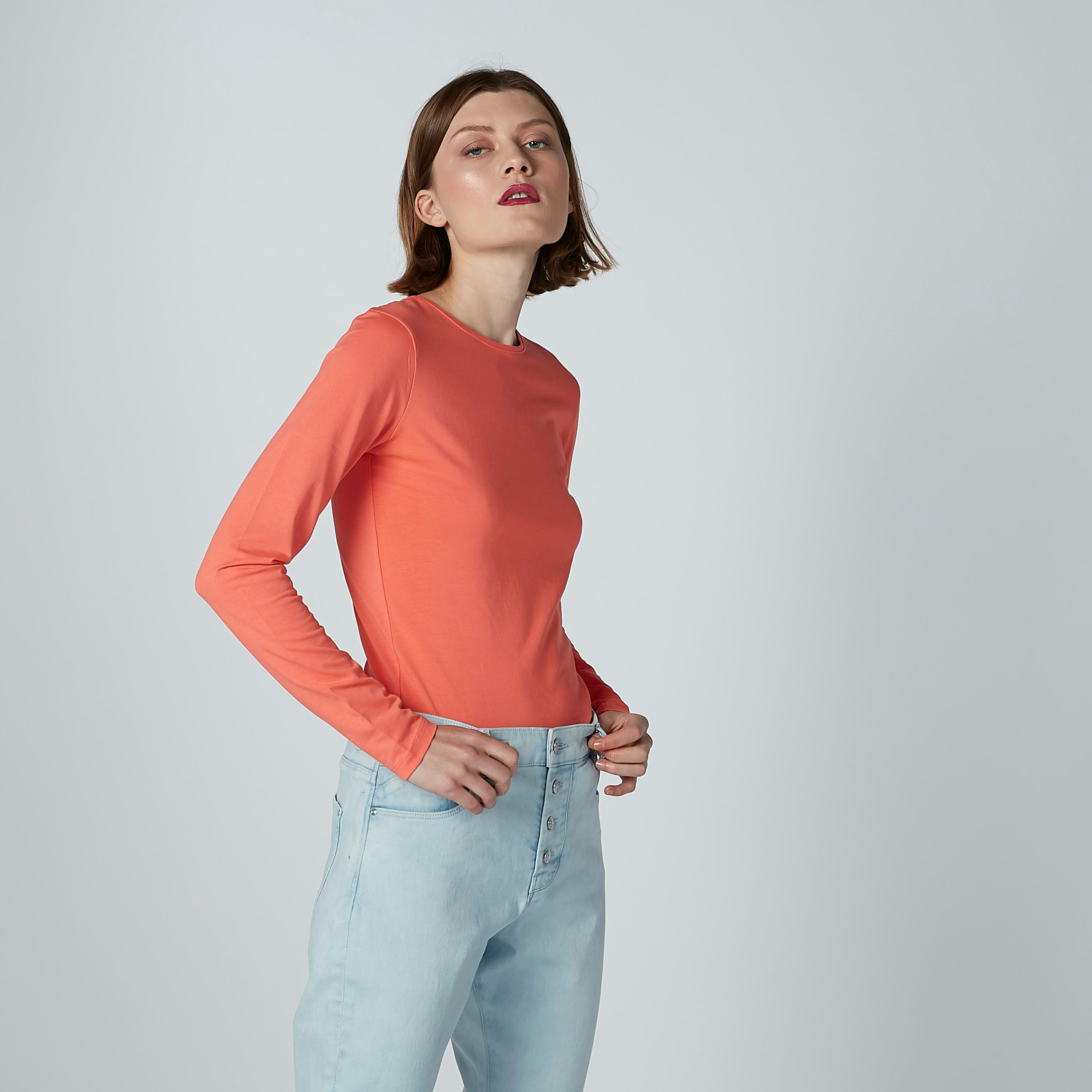Plain T-shirt with Round Neck and Long Sleeves-women-clothing-tshirts-image-1