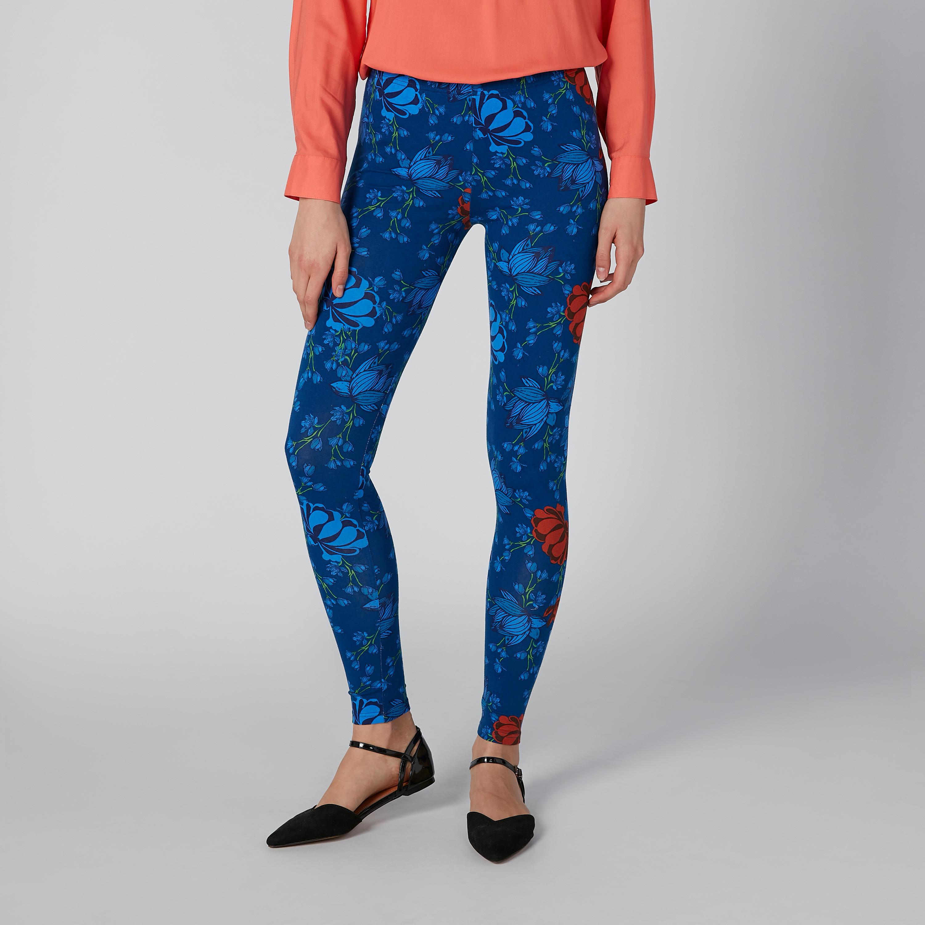 بنطال ليقنز بخصر مطاطي وطبعات-women-clothing-bottoms-leggings-image-3