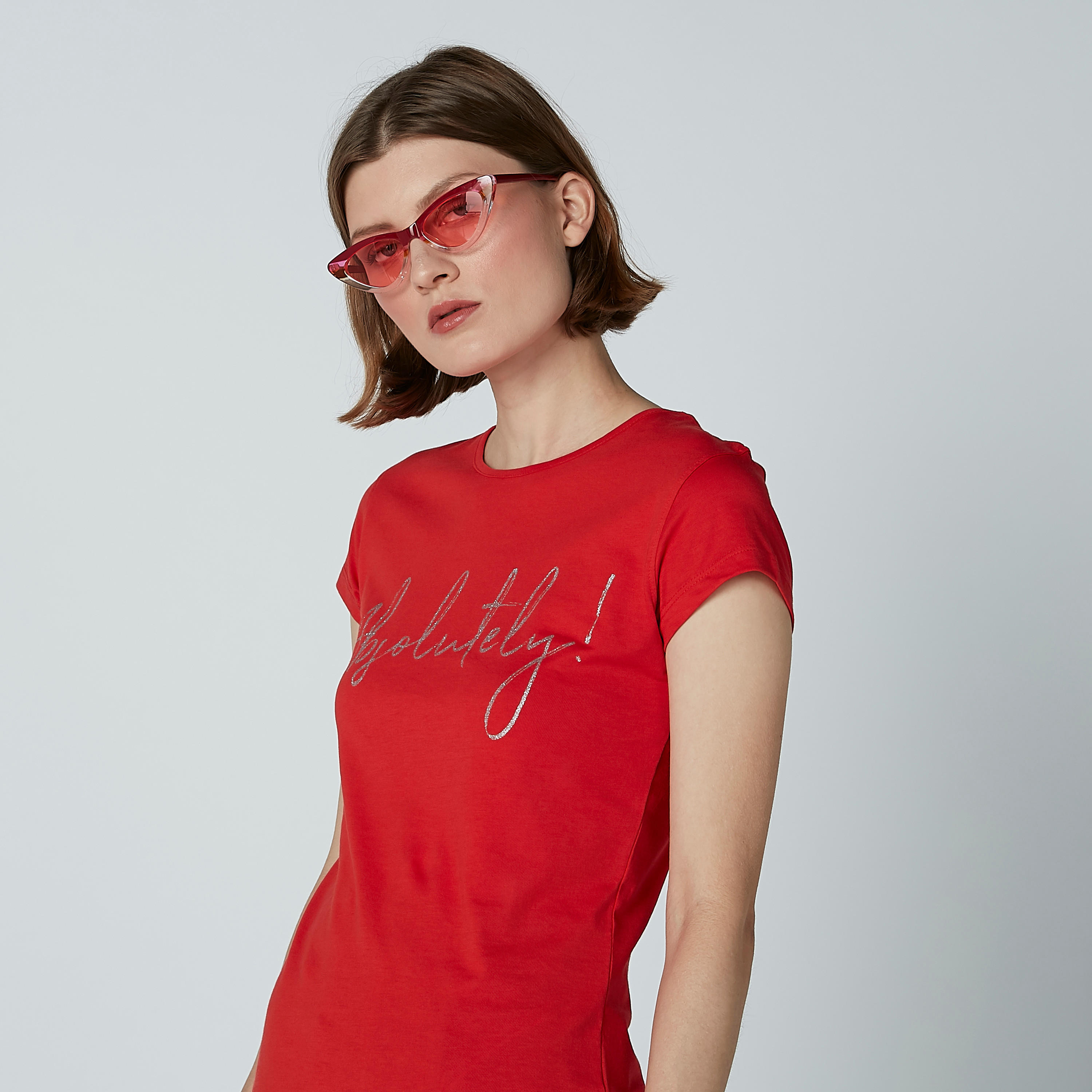 تيشيرت بياقة مستديرة وأكمام كاب وطبعات-women-clothing-tshirts-image-1