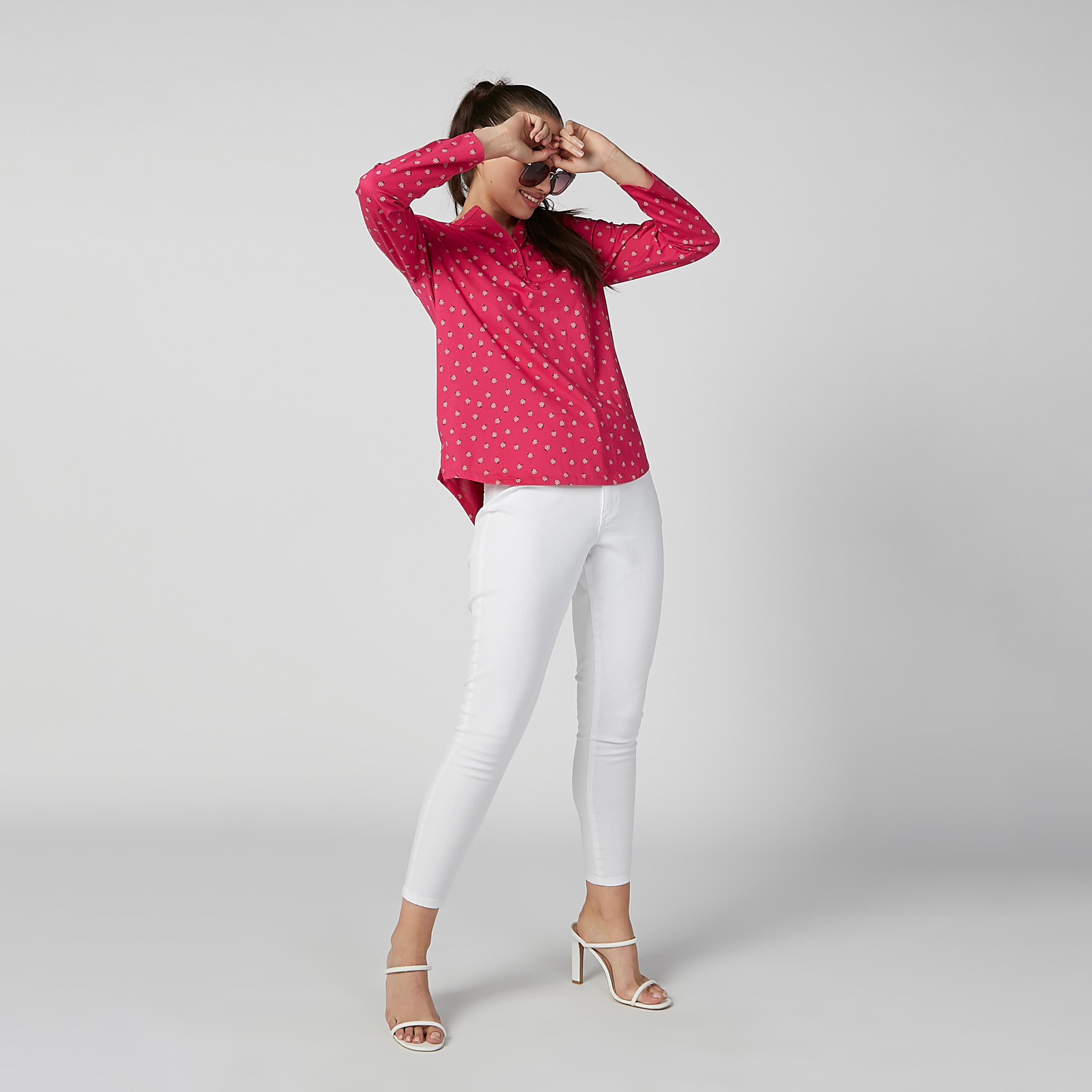 بلوزة مستدامة سليم بياقة V وأكمام طويلة-women-clothing-shirtsandblouses-blouses-image-6