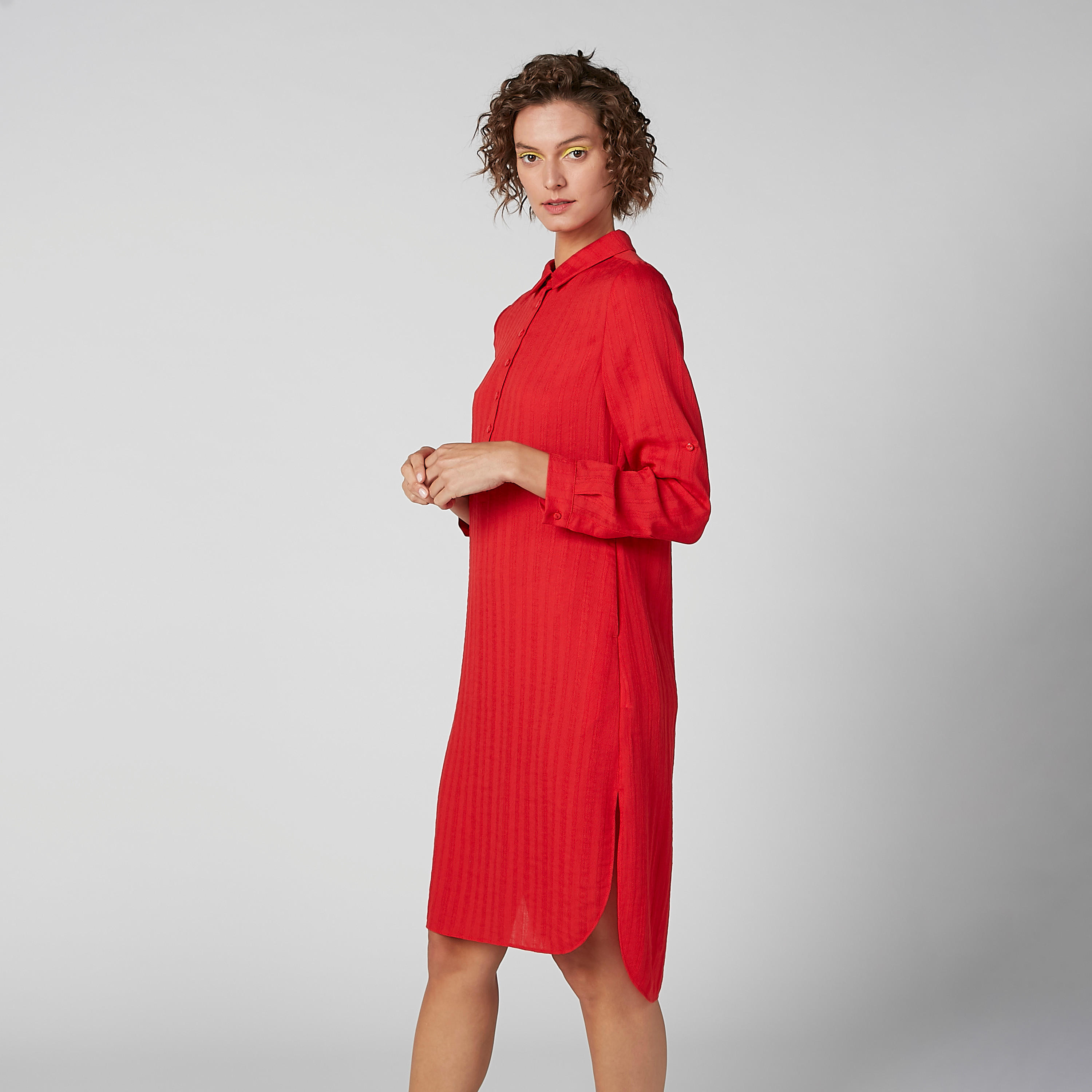 فستان قميص بارز الملمس بأكمام طويلة وحوّاف غير مستوية-women-clothing-dresses-image-6