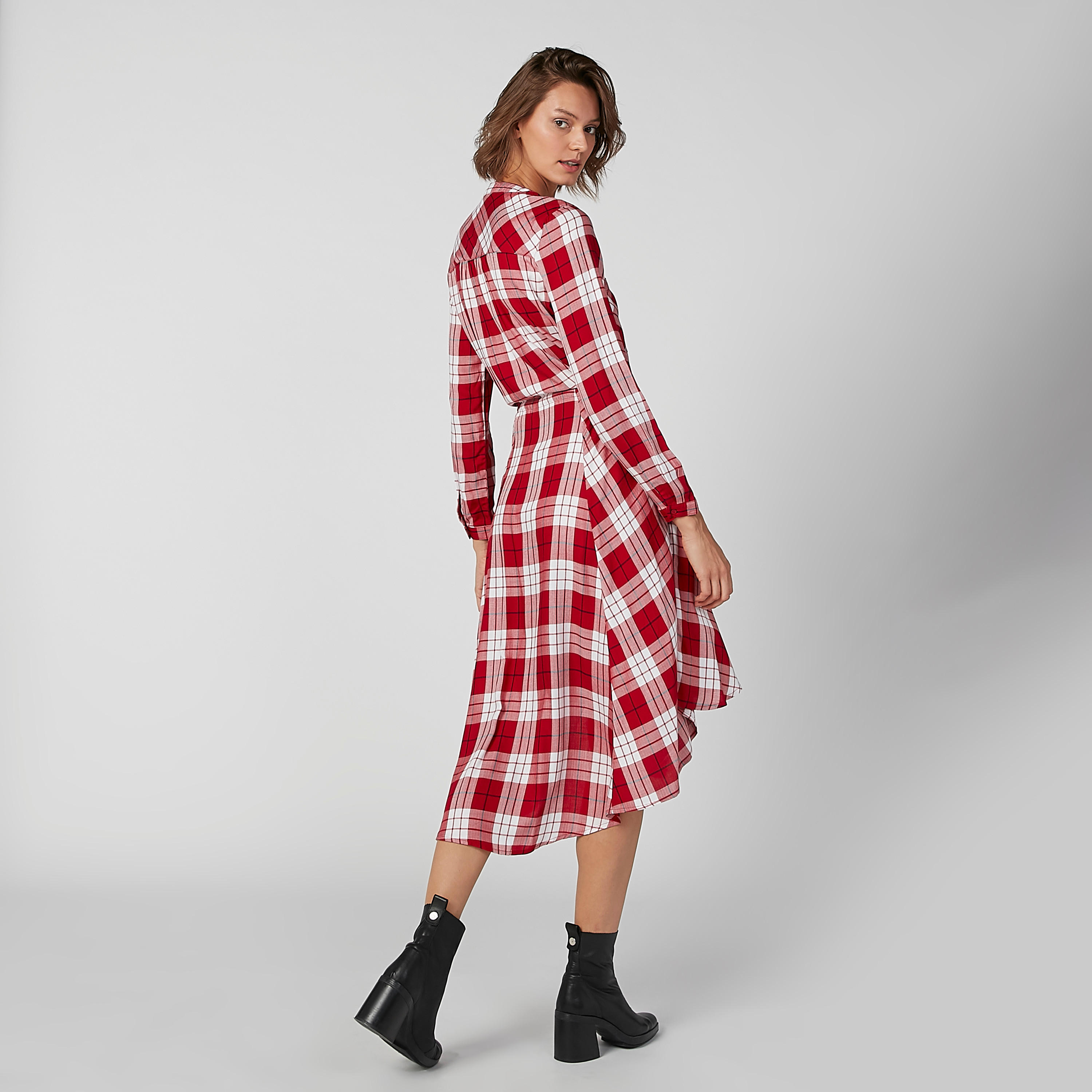 فستان كاروهات متوسط الطول بحوّاف غير مستوية-women-clothing-dresses-image-5