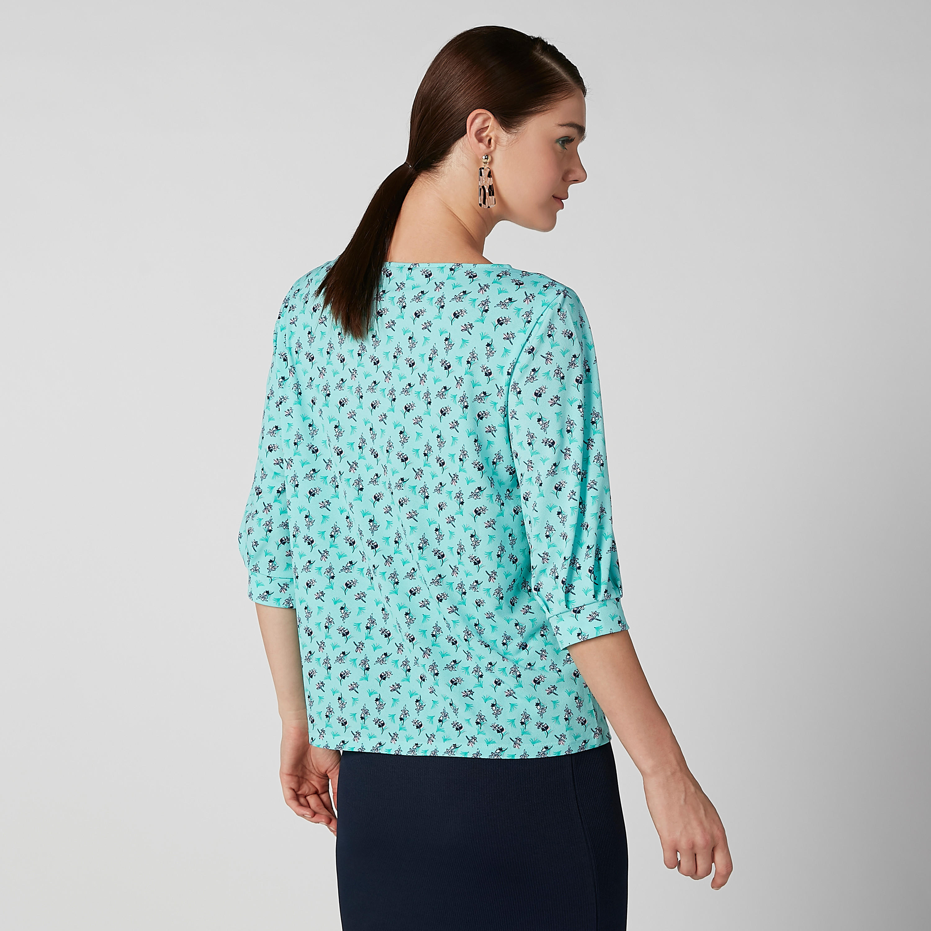 بلوزة سليم بياقة قارب وأكمام 3/4 وطبعات-women-clothing-shirtsandblouses-blouses-image-3