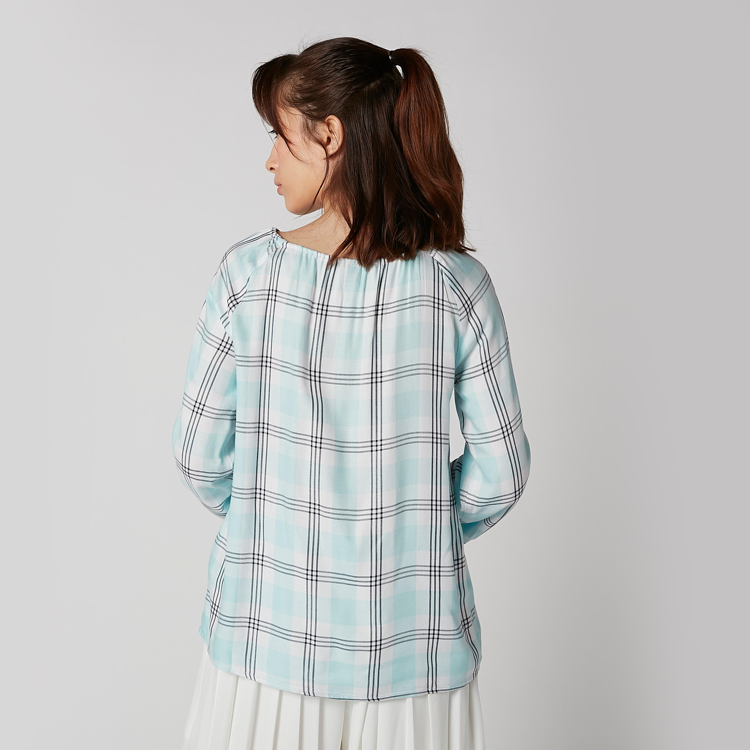 بلوزة كاروهات بياقة قارب وأربطة-women-clothing-shirtsandblouses-blouses-image-4
