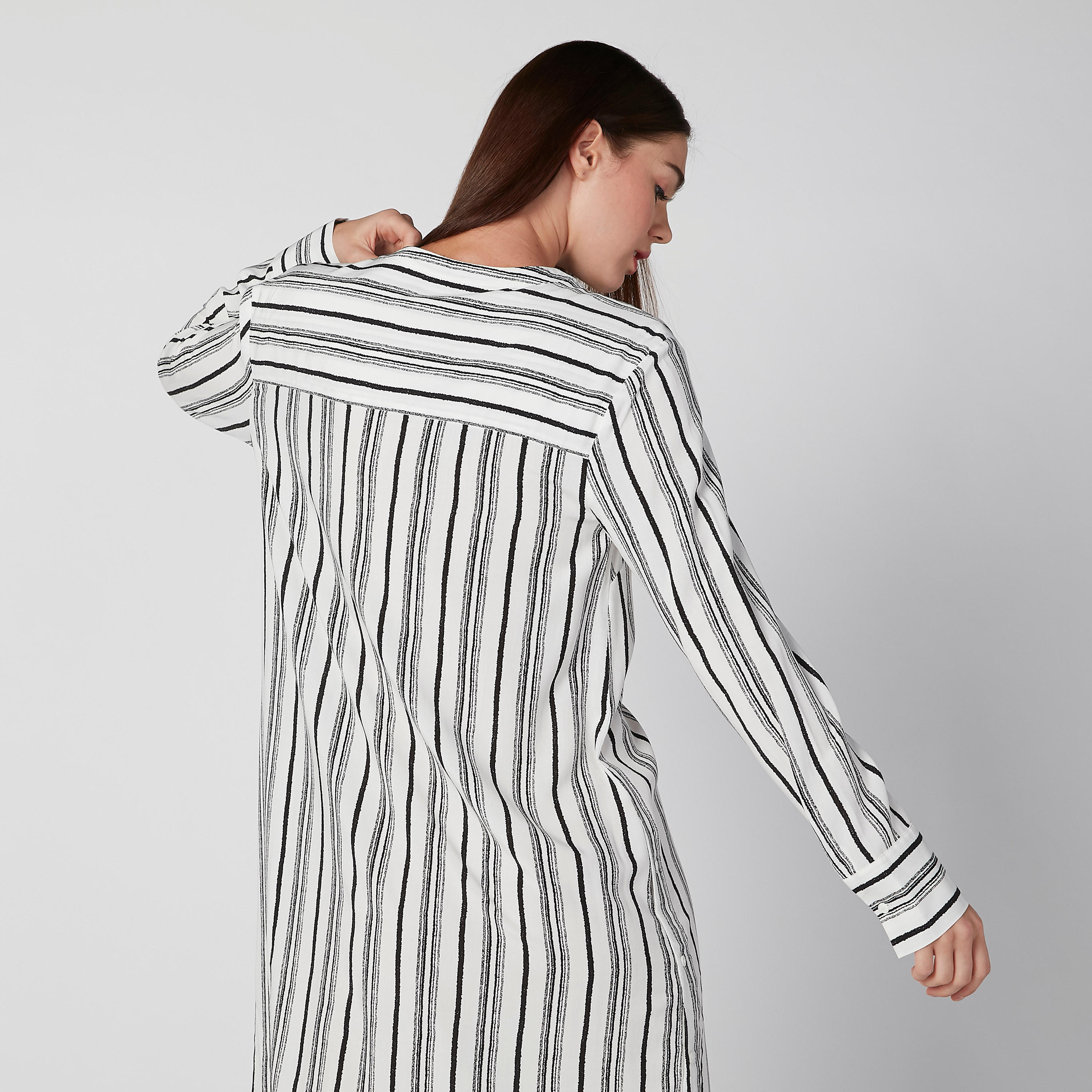 فستان قميص مقلّم متوسط الطول بأكمام طويلة وأزرار-women-clothing-dresses-image-5