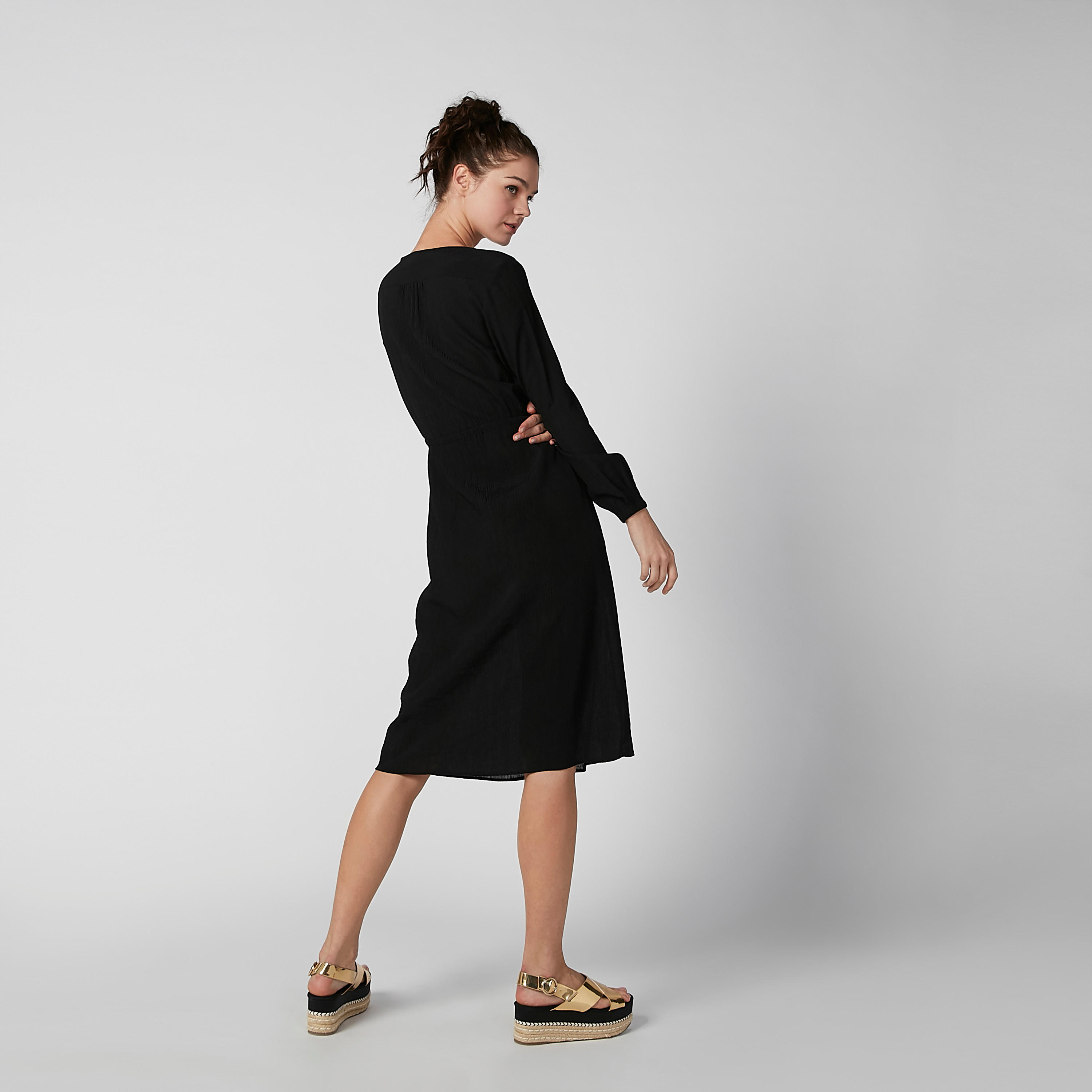 فستان قميص مستدام ميدي سادة بجيوب -women-clothing-dresses-image-4