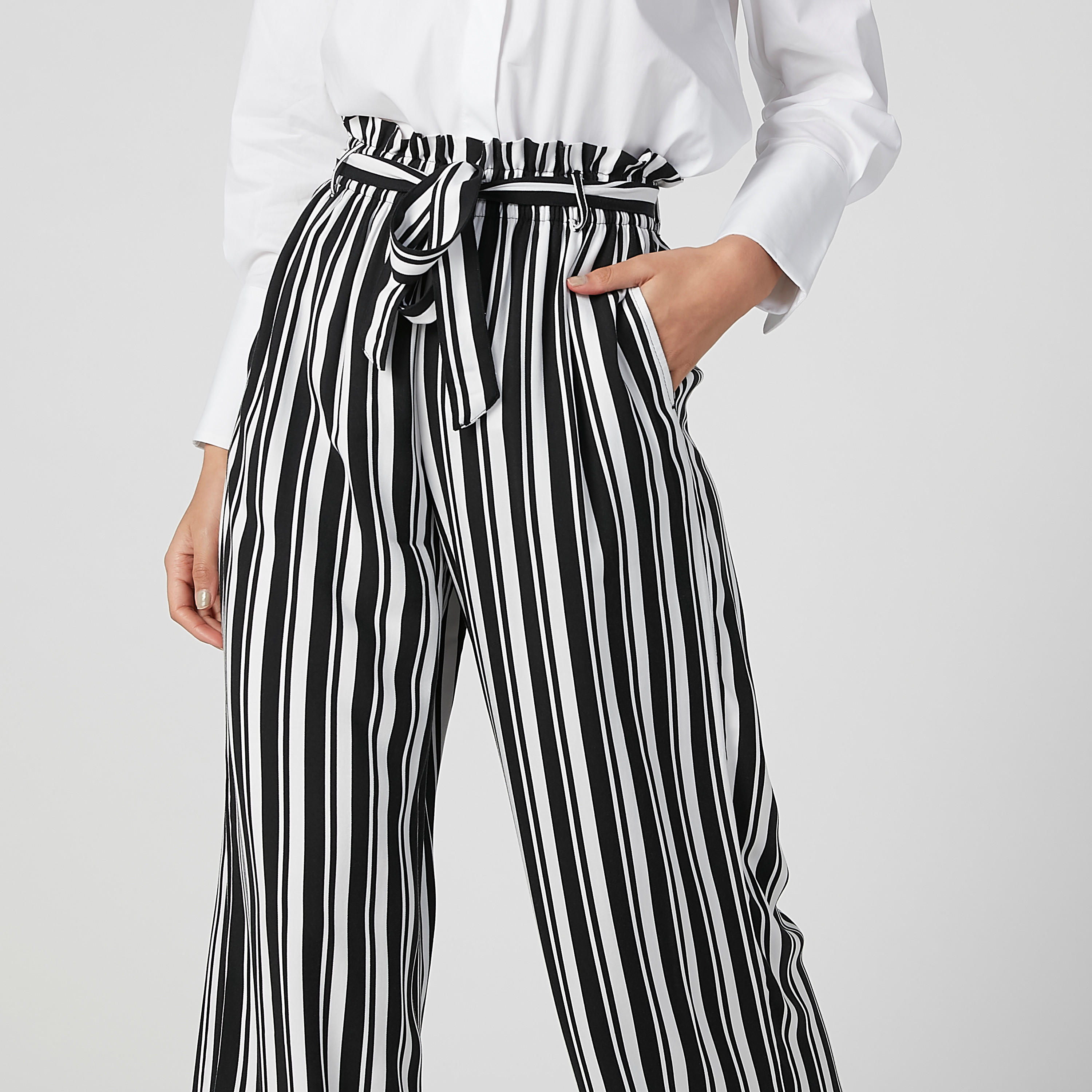 بنطال بالازو طويل مقلّم بأربطة وجيوب-women-clothing-bottoms-trousers-image-4