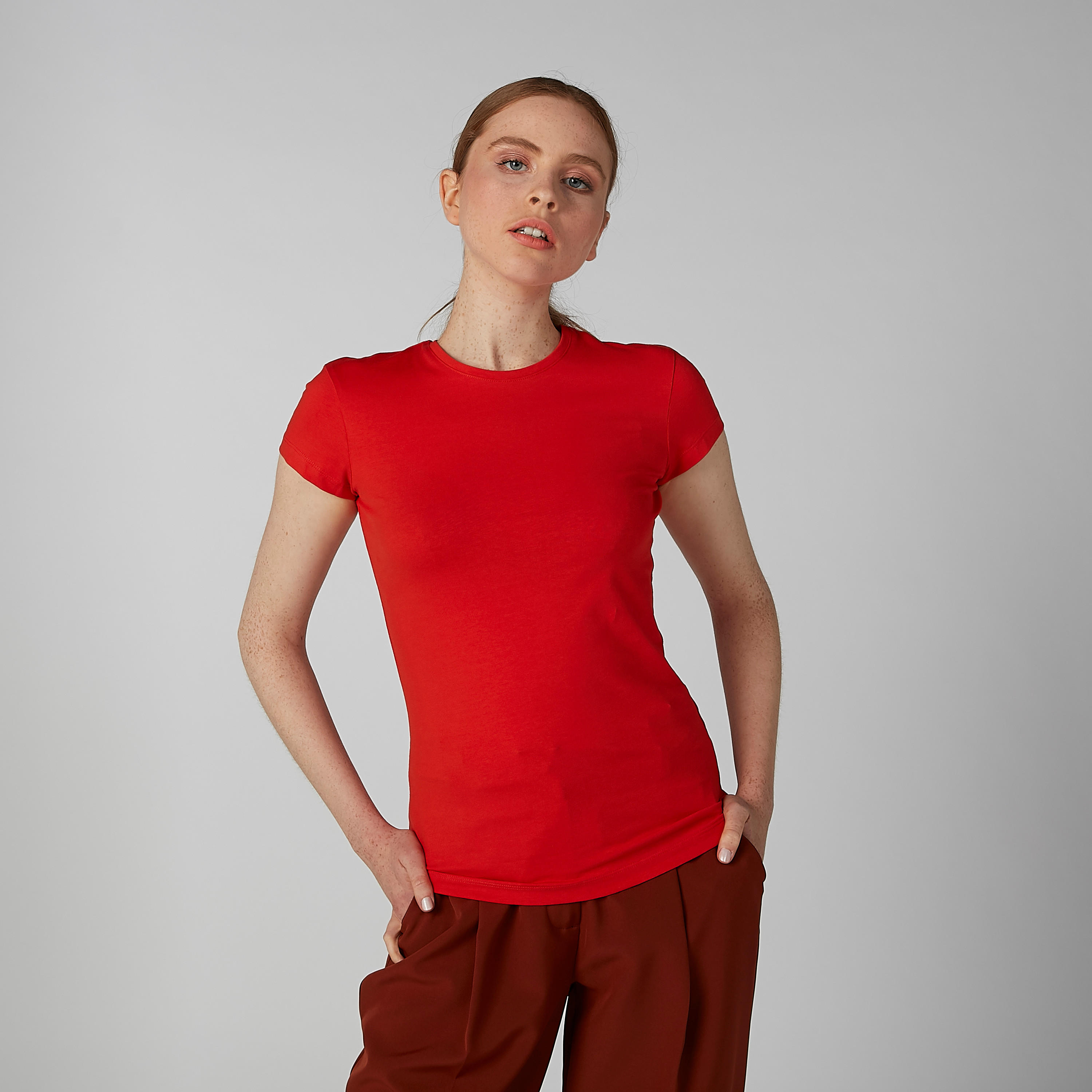 تيشيرت سادة بياقة مستديرة وأكمام كاب-women-clothing-tshirts-image-2