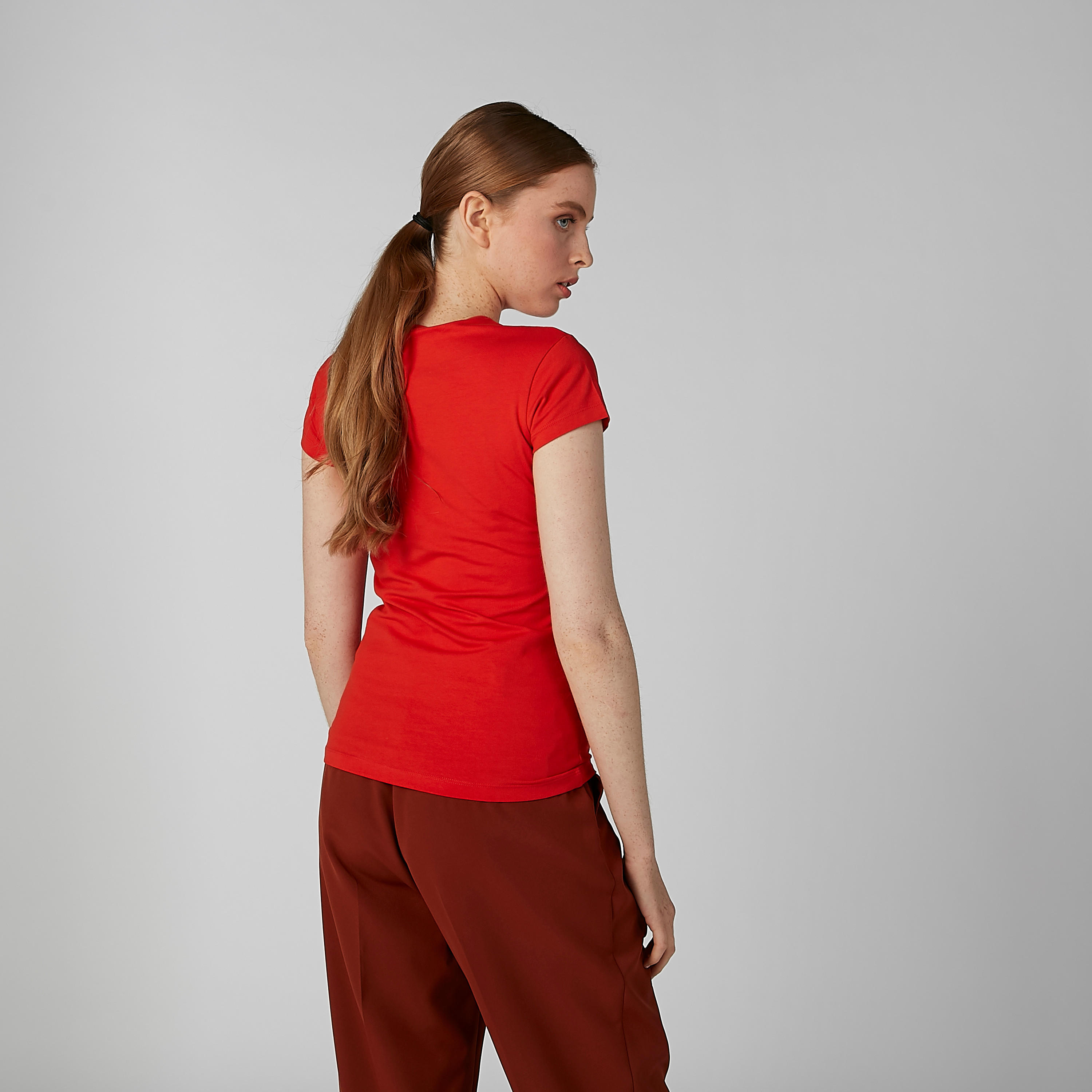 تيشيرت سادة بياقة مستديرة وأكمام كاب-women-clothing-tshirts-image-3