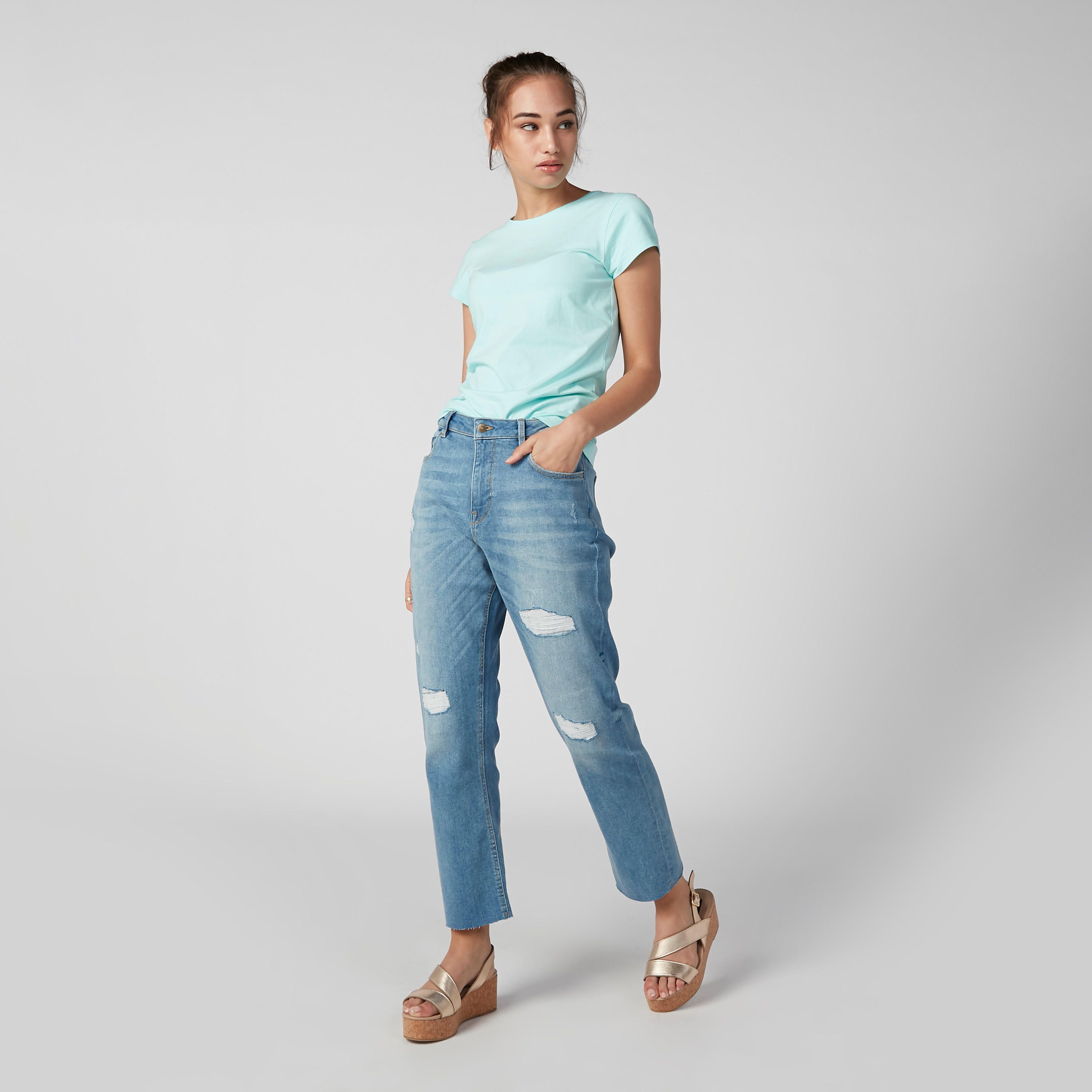 تيشيرت سادة بياقة مستديرة وأكمام كاب-women-clothing-tshirts-image-2