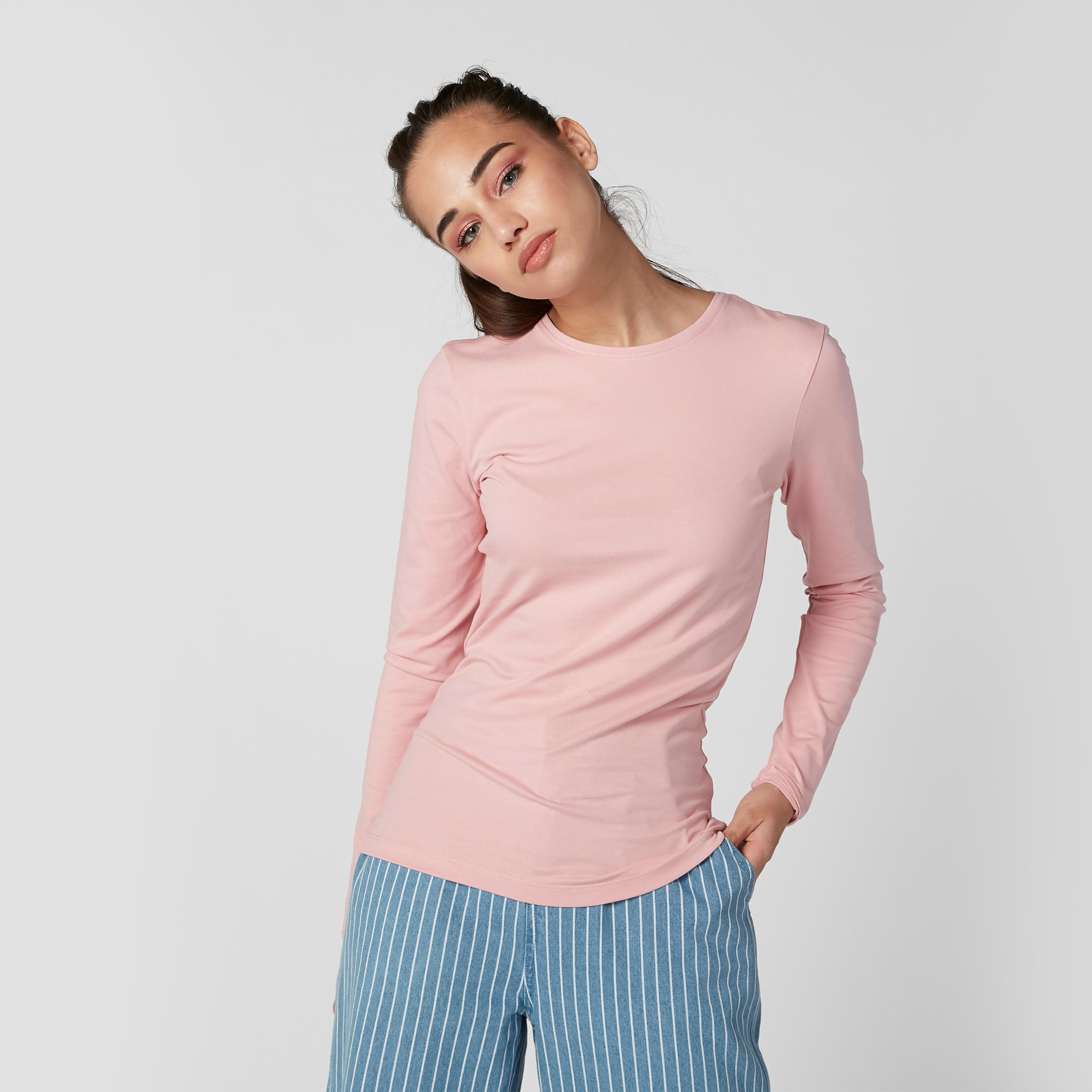 تيشيرت سادة بياقة مستديرة وأكمام طويلة-women-clothing-tshirts-image-2
