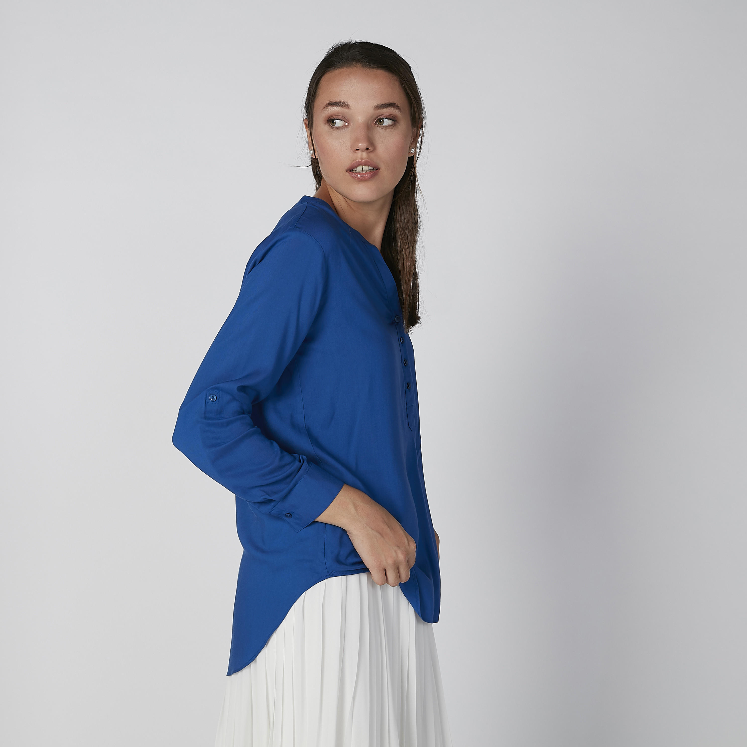 بلوزة سادة بأكمام طويلة ونصف وصلة أزرار-women-clothing-shirtsandblouses-blouses-image-2