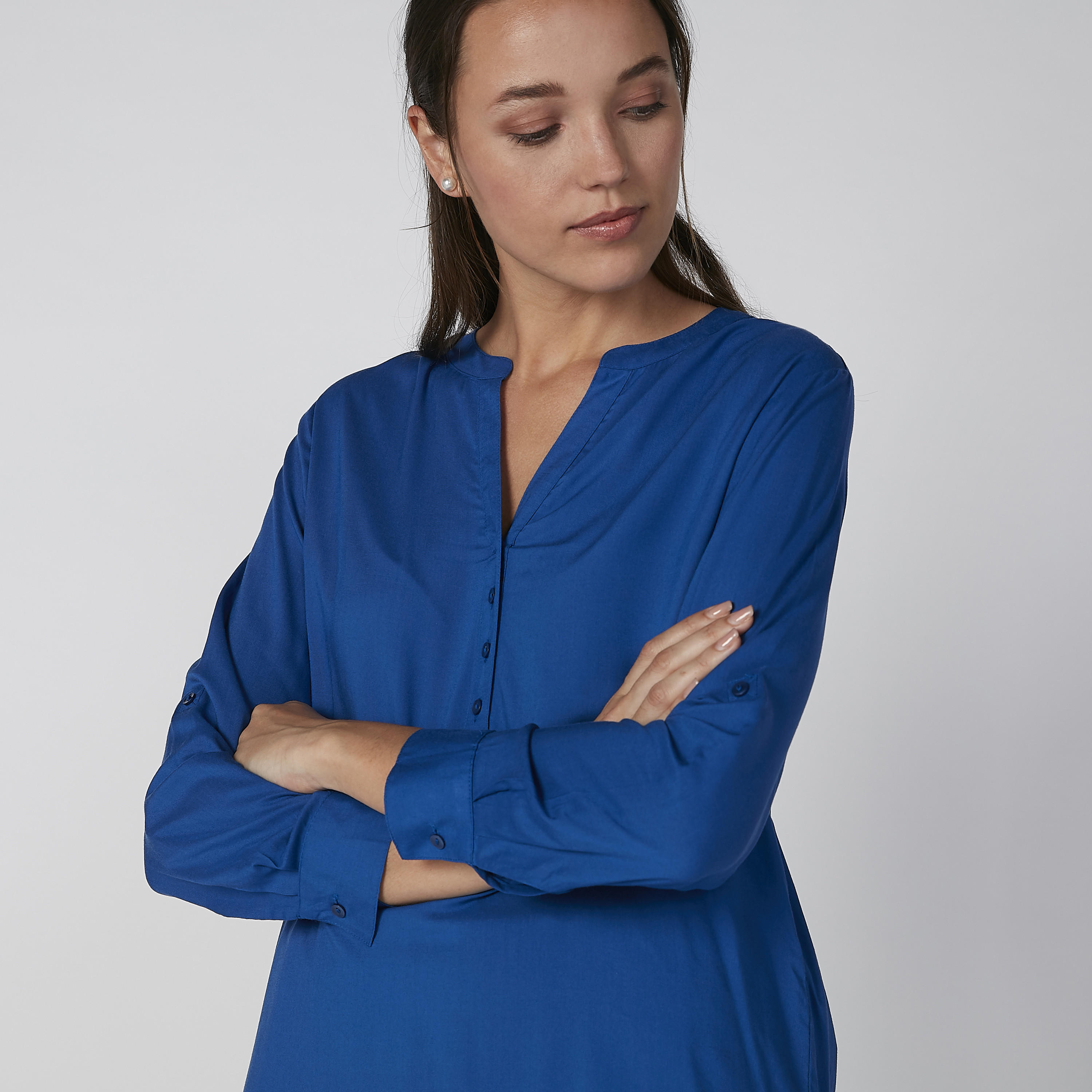 بلوزة سادة بأكمام طويلة ونصف وصلة أزرار-women-clothing-shirtsandblouses-blouses-image-1