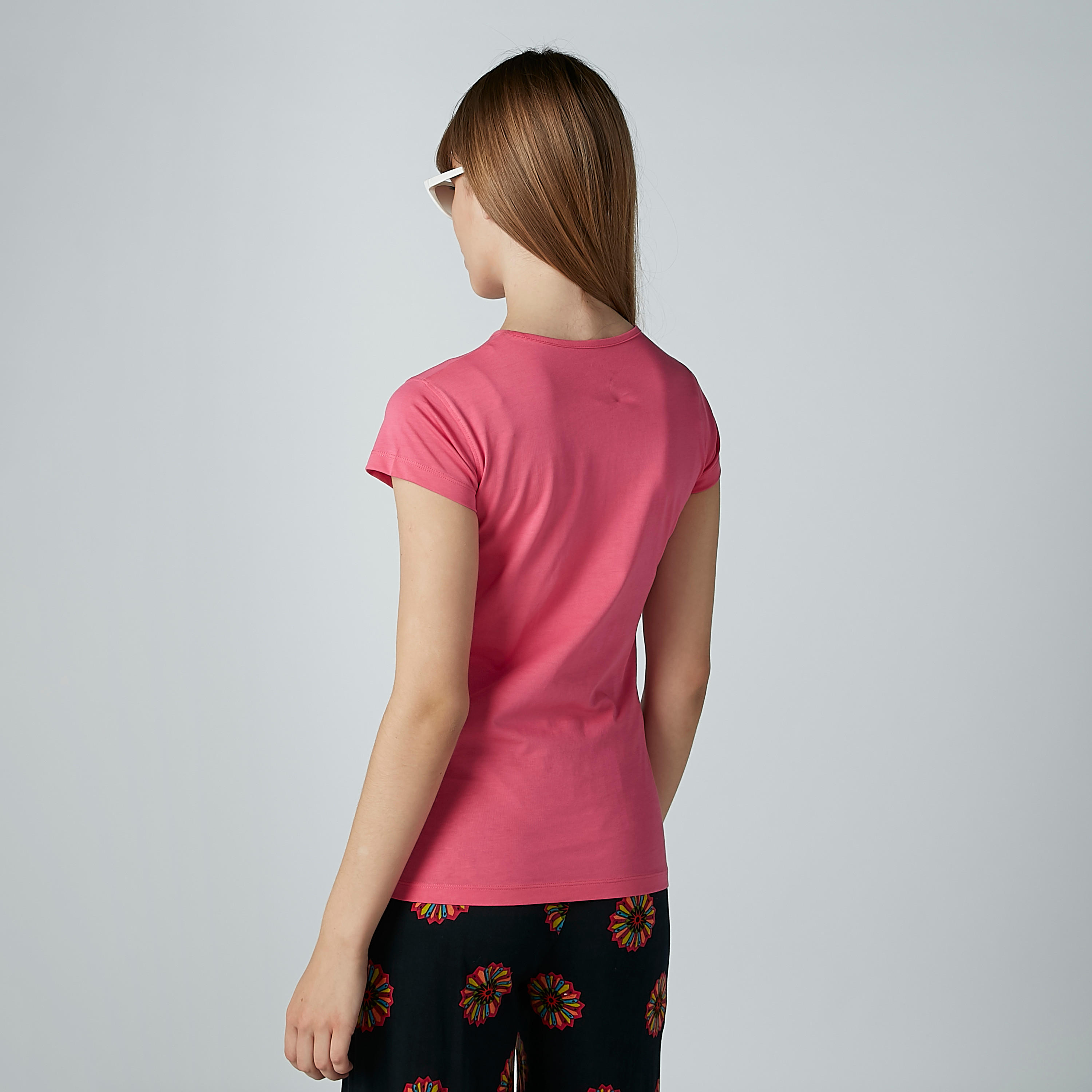 تيشيرت بياقة مستديرة وأكمام قصيرة وطبعات-women-clothing-tshirts-image-3