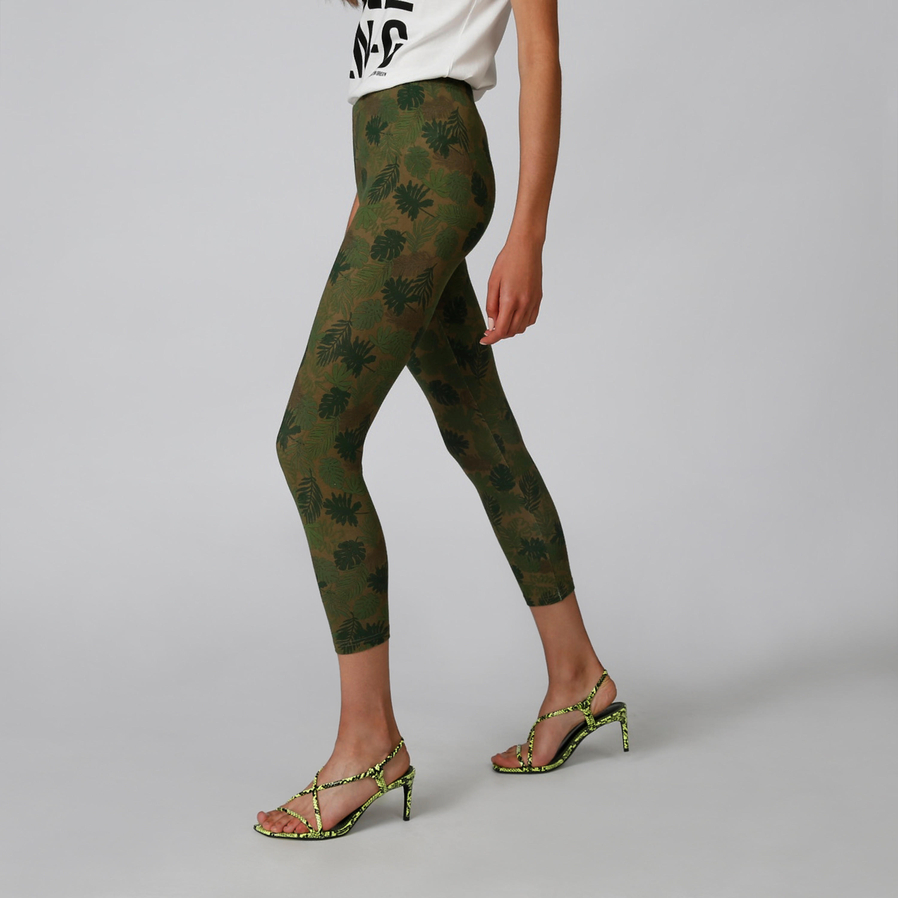 بنطلون ليقنز بخصر مطّاطي وطبعات-women-clothing-bottoms-leggings-image-3