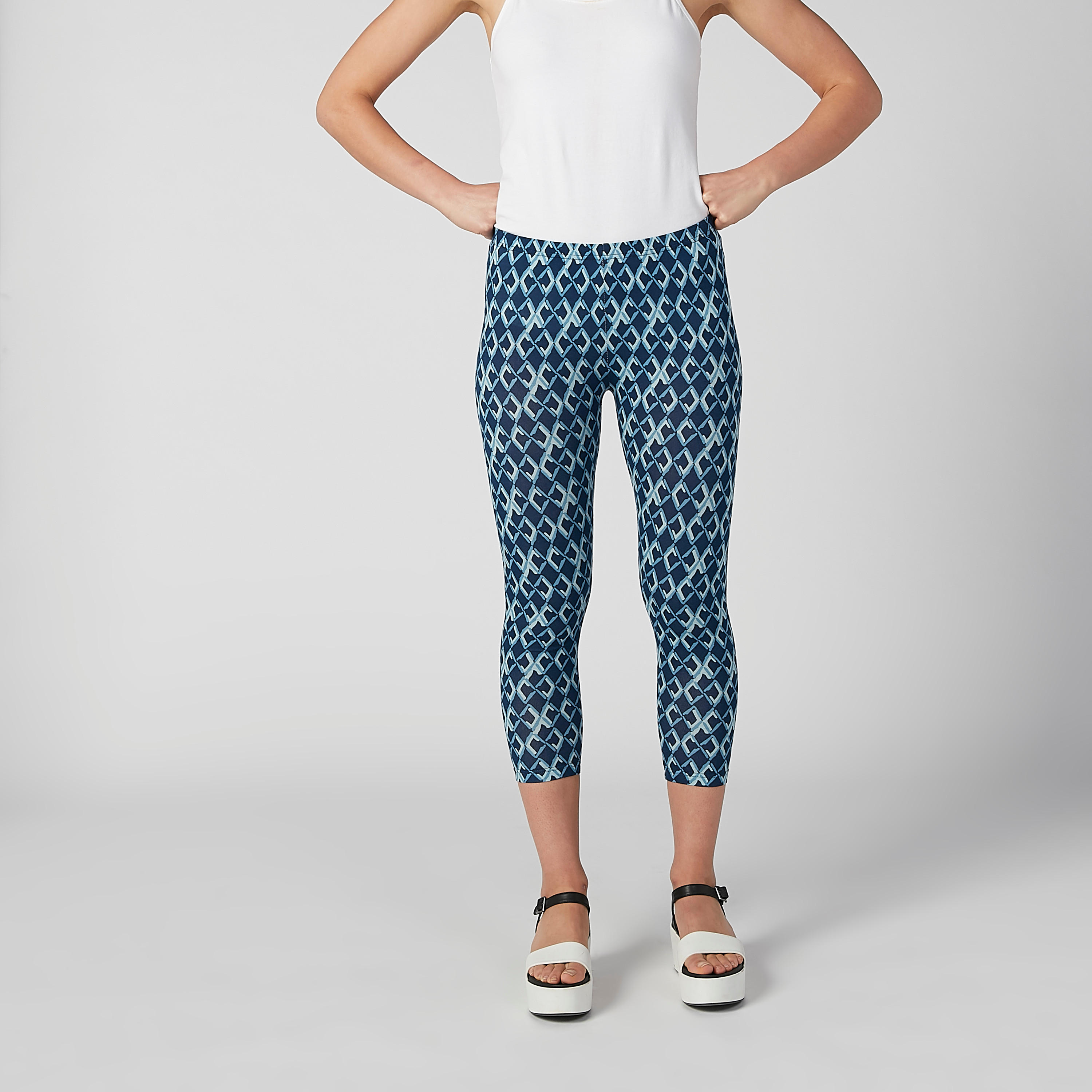 بنطال ليقنز بطول 3/4 وخصر مطّاطي وطبعات-women-clothing-bottoms-leggings-image-2