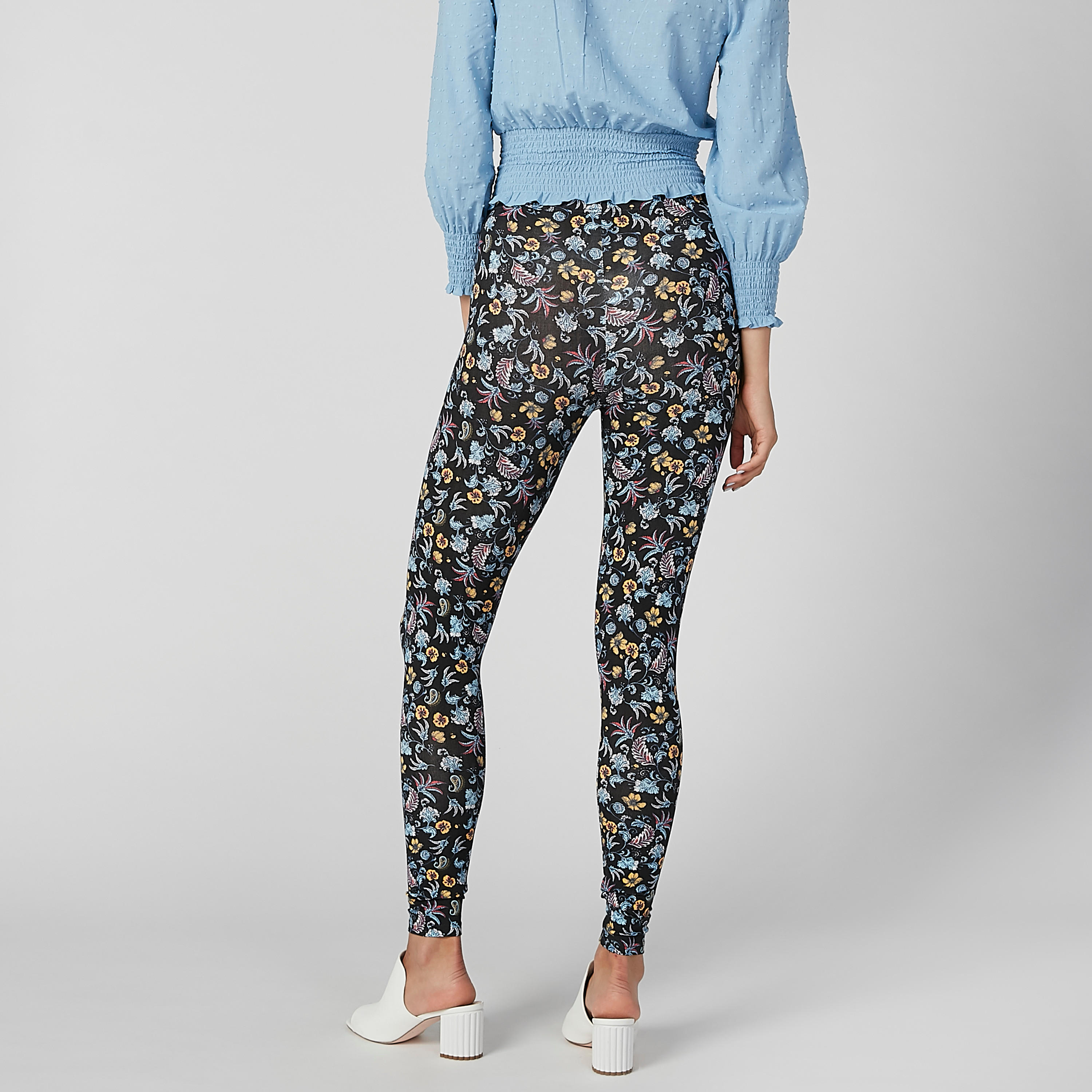 بنطال ليقنز طويل محبوك بطبعات زهرية-women-clothing-bottoms-leggings-image-4