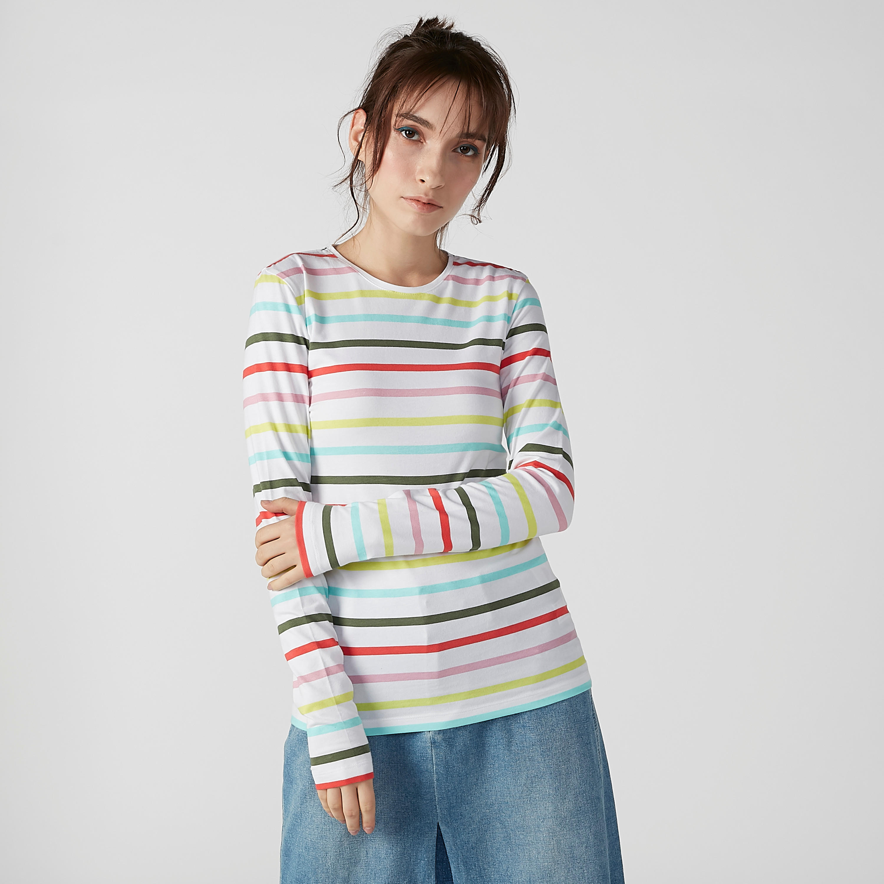 تيشيرت مقلم بياقة مستديرة وأكمام طويلة-women-clothing-tshirts-image-1