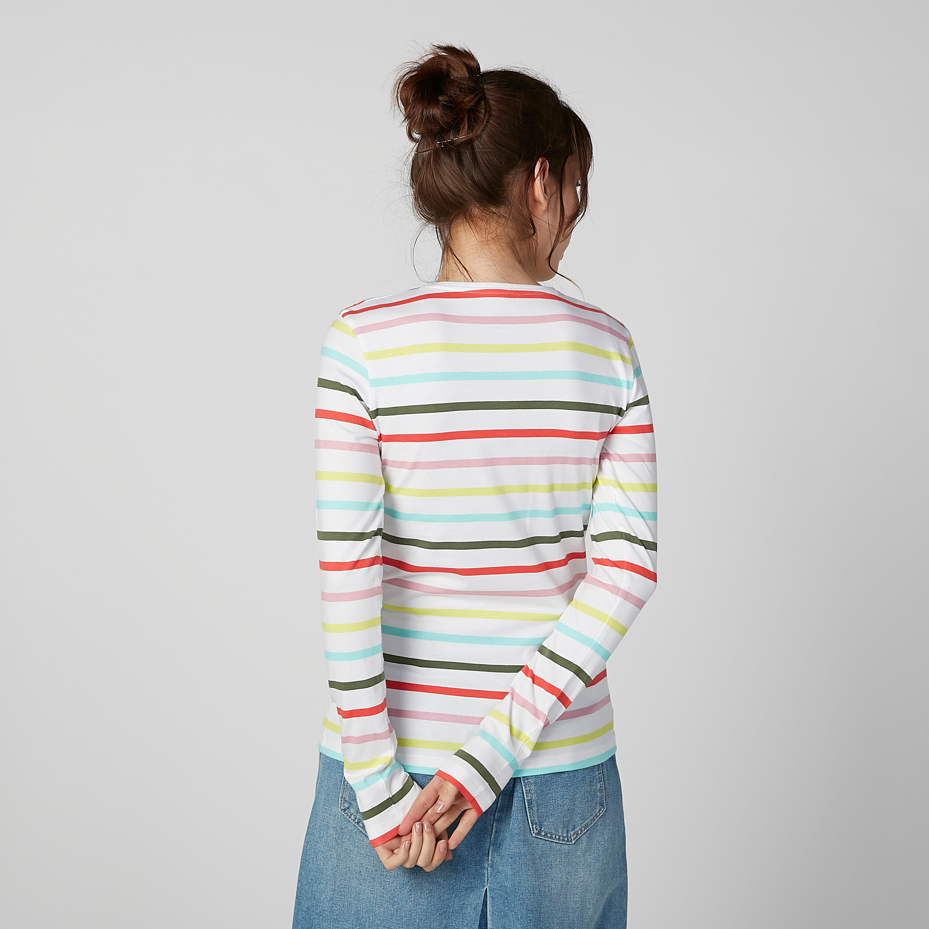 تيشيرت مقلم بياقة مستديرة وأكمام طويلة-women-clothing-tshirts-image-2