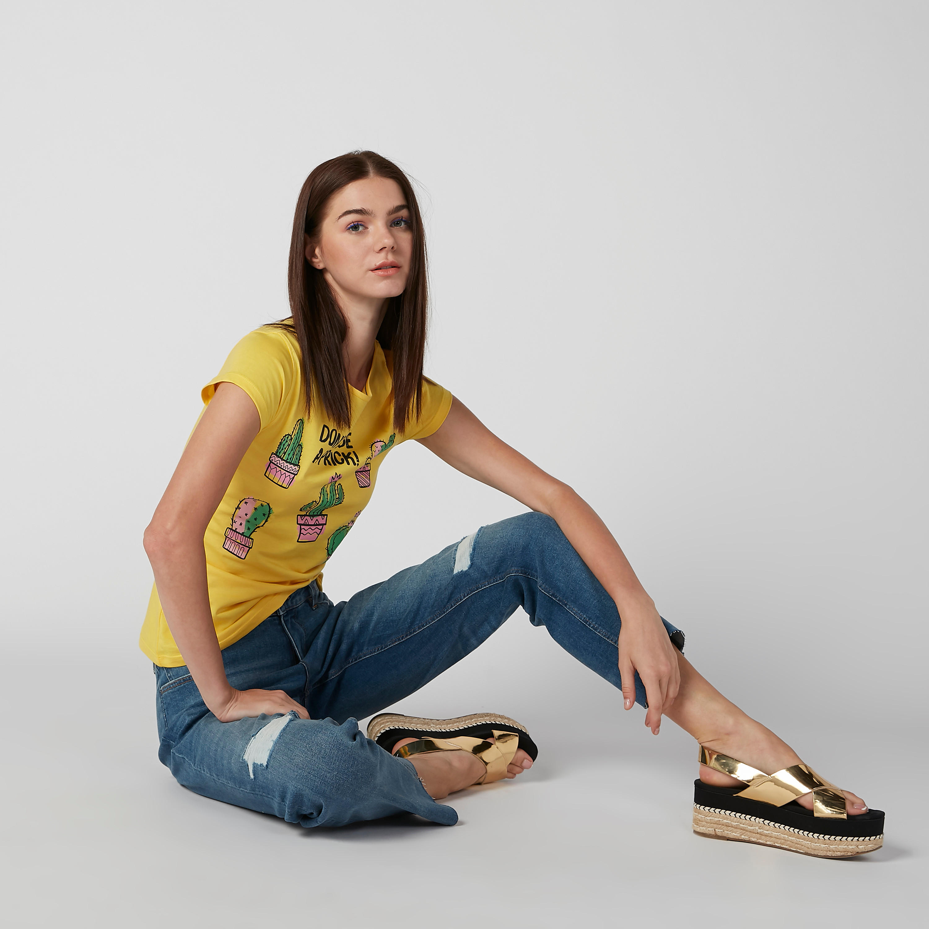 تيشيرت مستدام سليم بياقة مستديرة وطبعات -women-clothing-tshirts-image-2